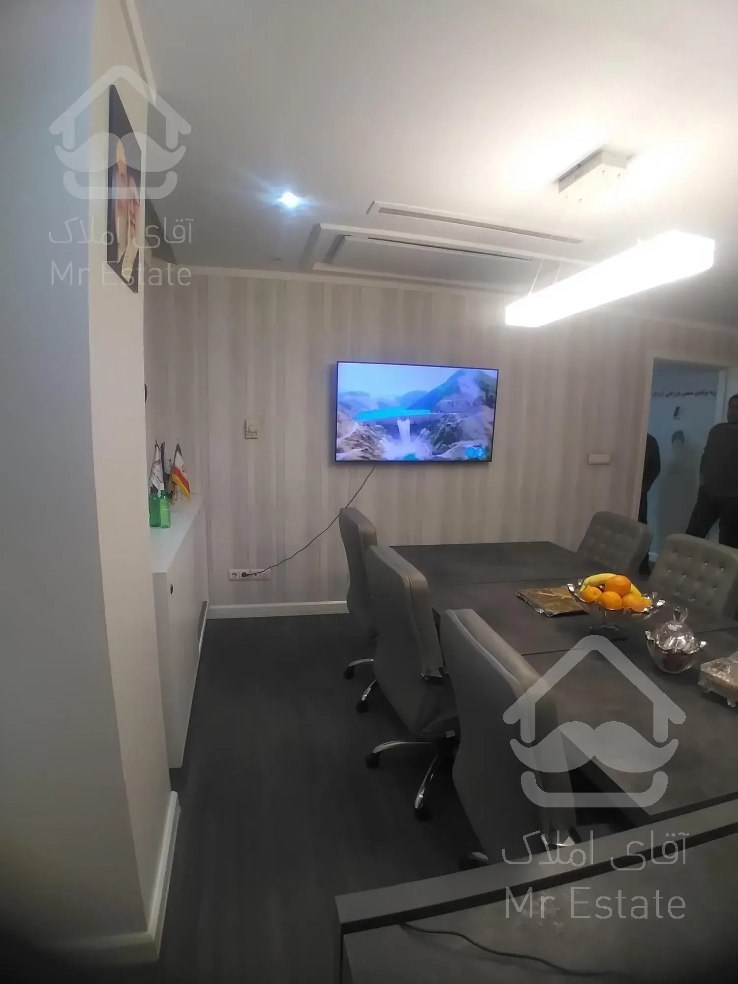 ۱۱۵ متر ( سند اداری ) برج نگار