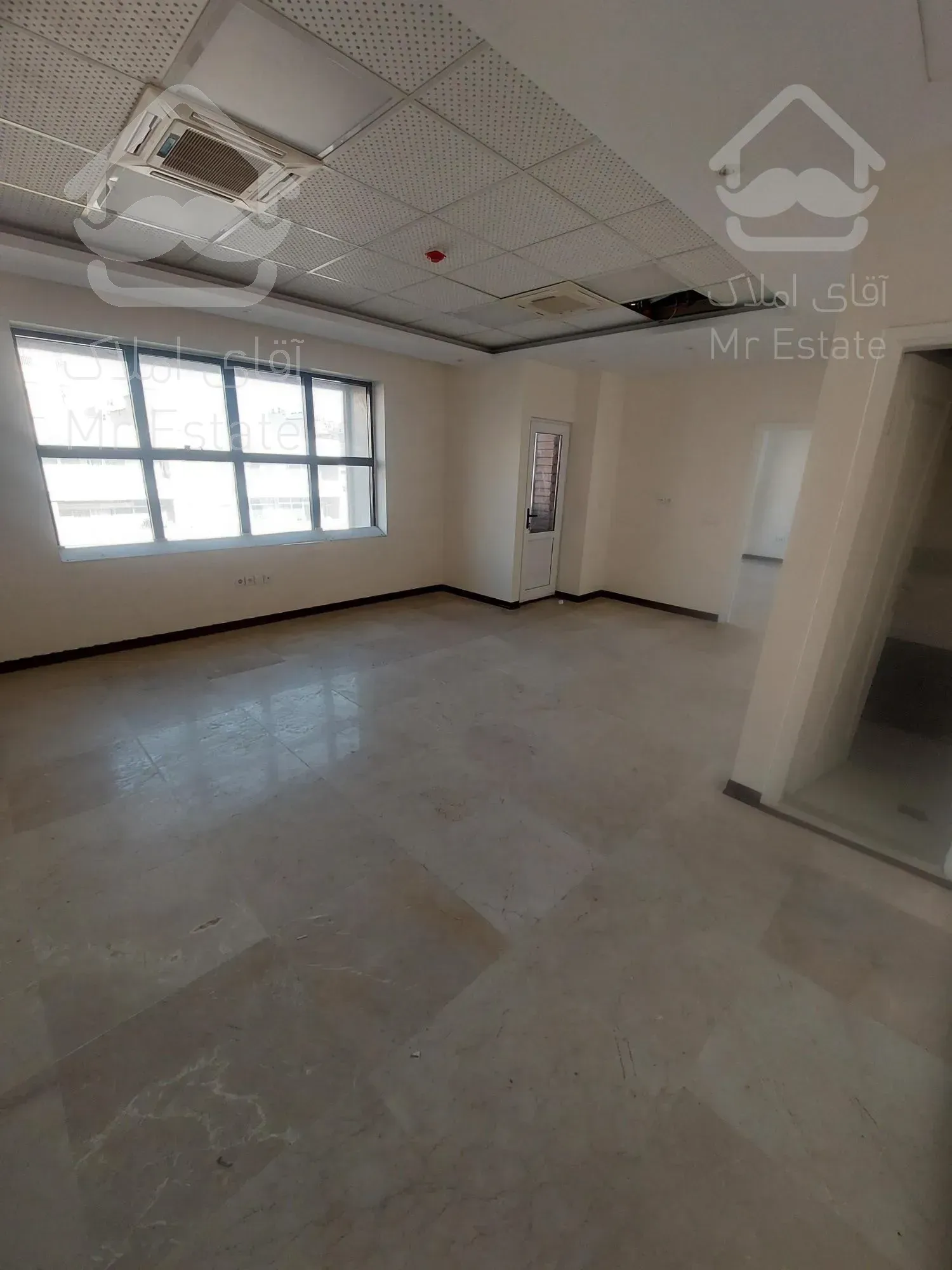 ۹۰۰ متر سند اداری ۹ پارکینگ نوساز فلت ونک