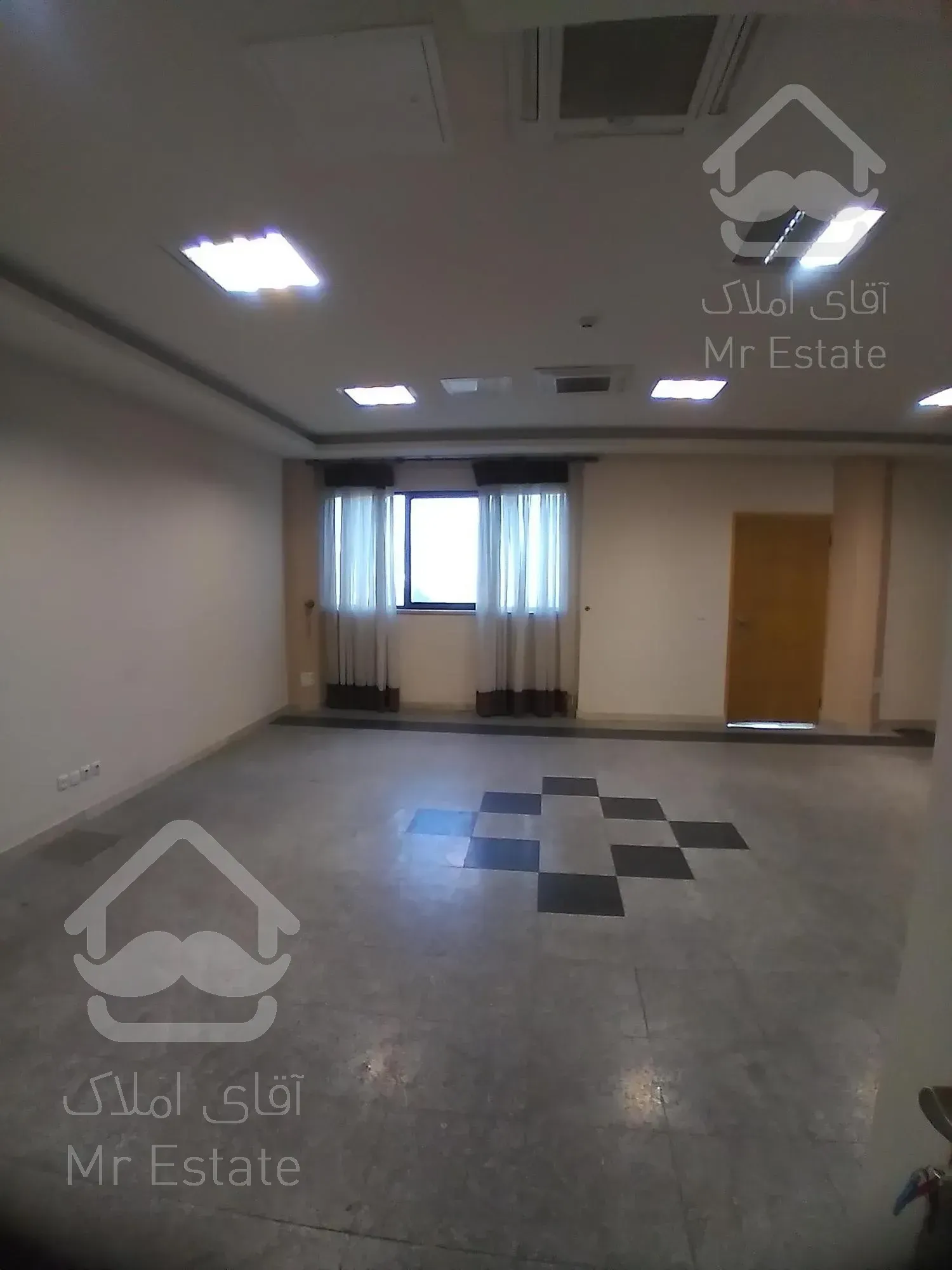 ۲۲۰۰ متر ( سند اداری ) میدان ونک