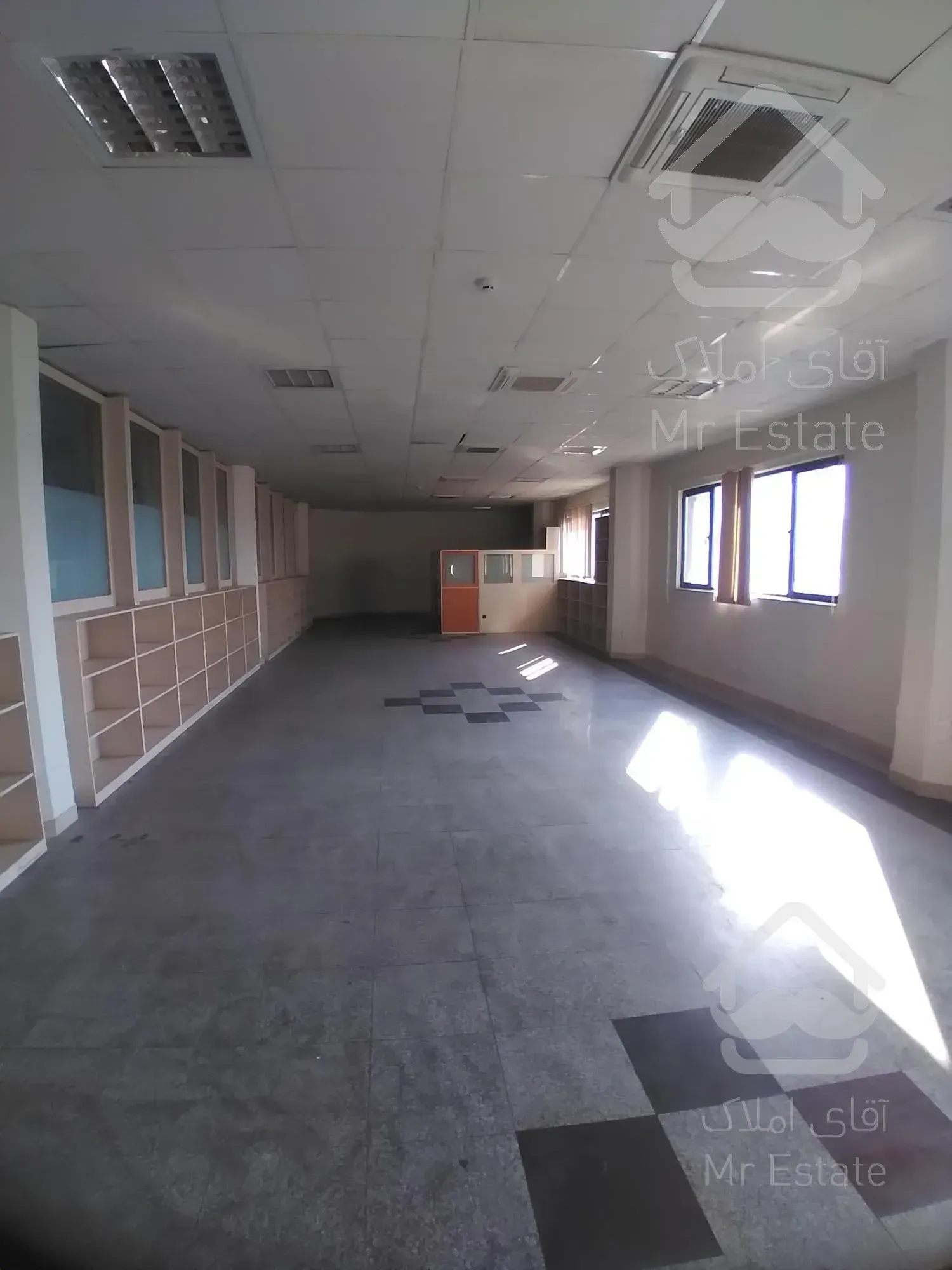 ۲۲۰۰ متر ( سند اداری ) میدان ونک