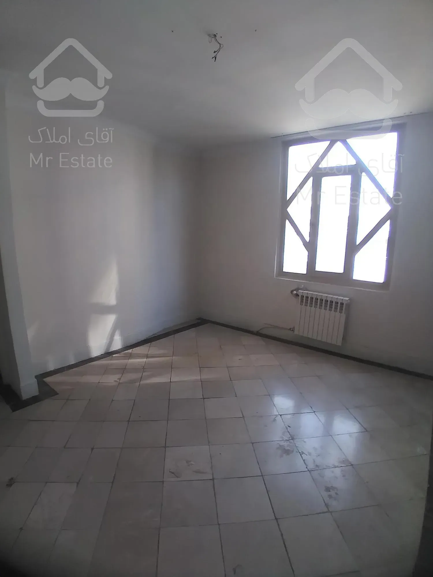 ۱۰۵ متر موقعیت اداری