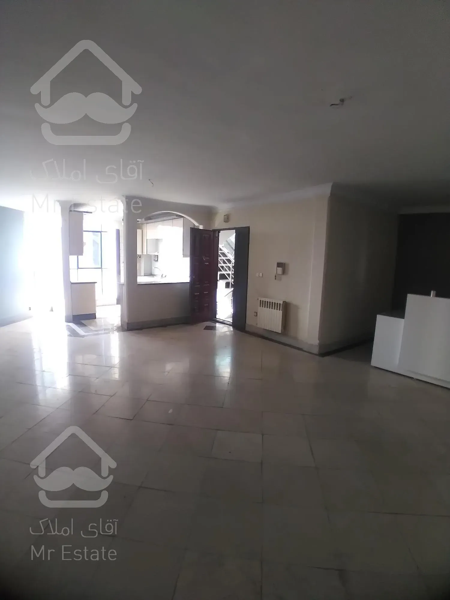 ۱۰۵ متر موقعیت اداری