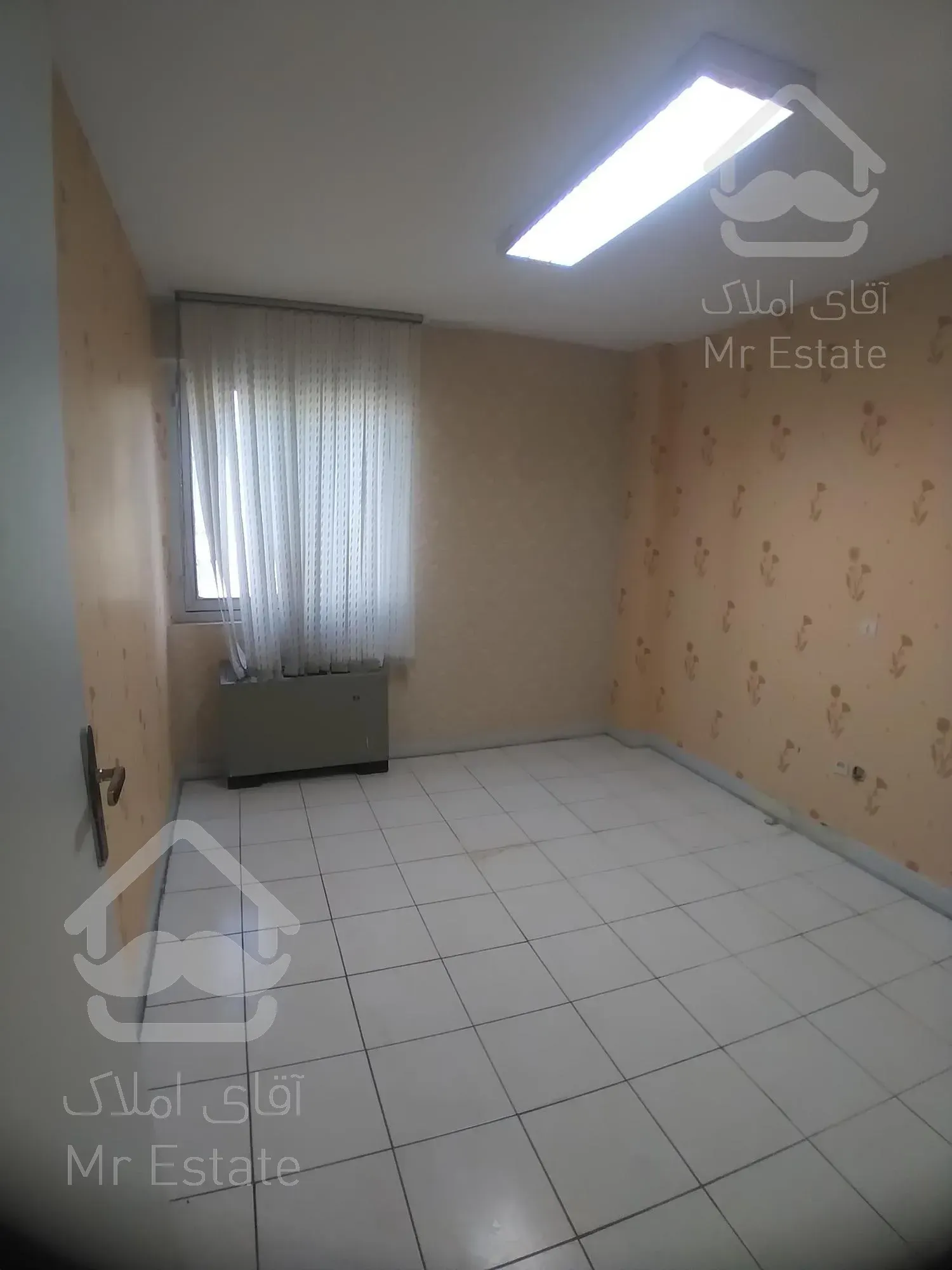 ۶۰ متری (سند اداری) میدان ونک