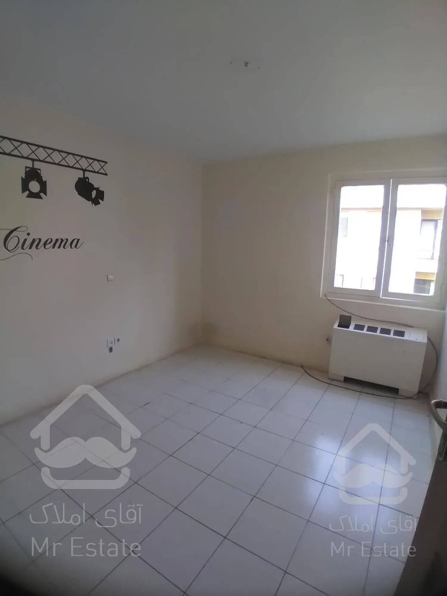 ۶۰ متری (سند اداری) میدان ونک