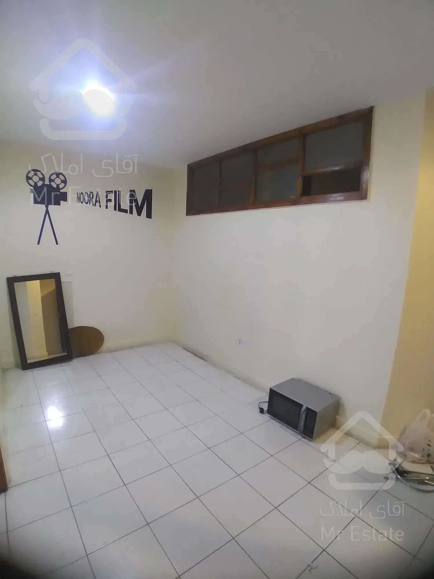 ۶۰ متری (سند اداری) میدان ونک