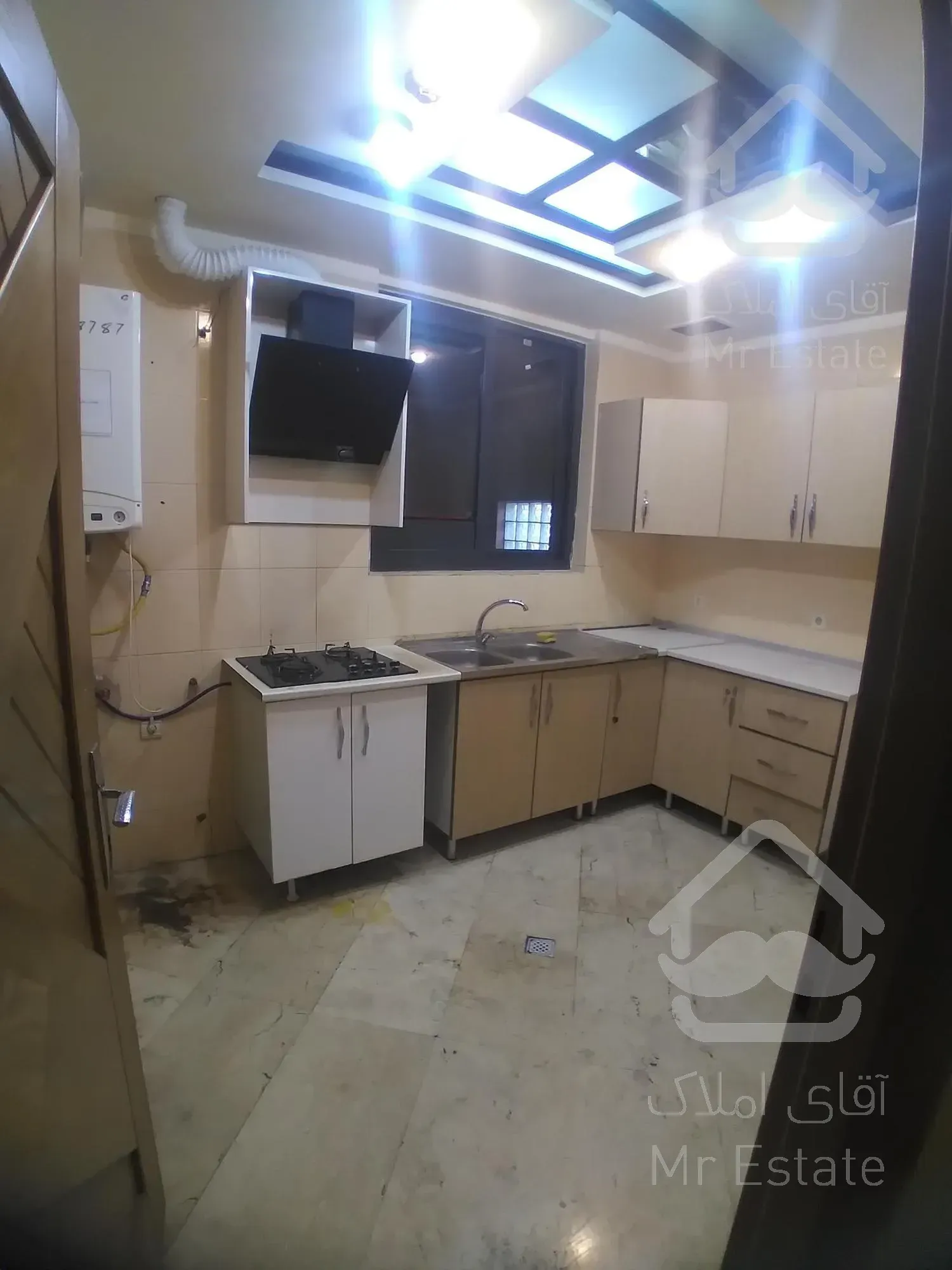 ۲۱۰ متر ( سند اداری ) گاندی