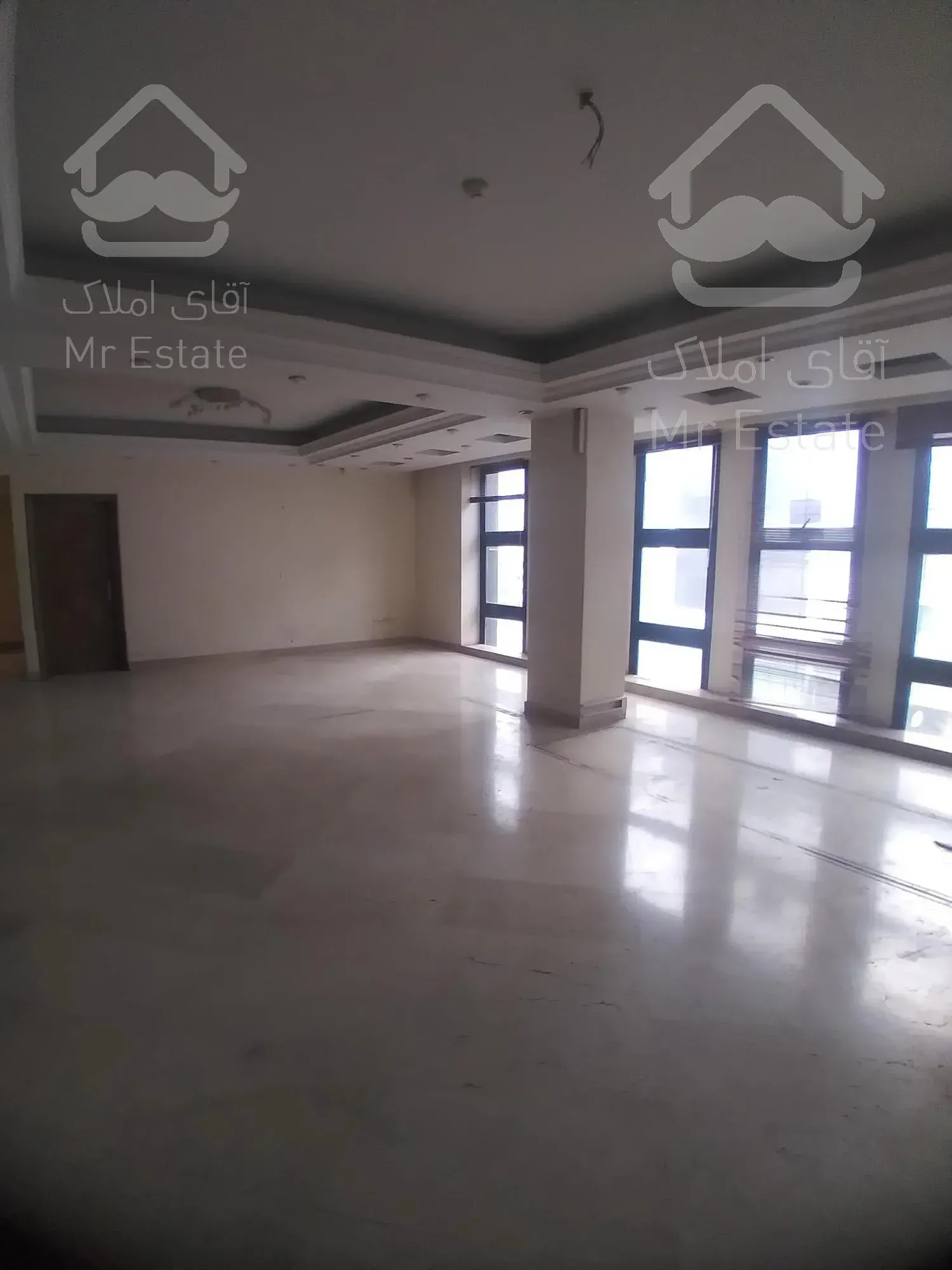 ۲۱۰ متر ( سند اداری ) گاندی