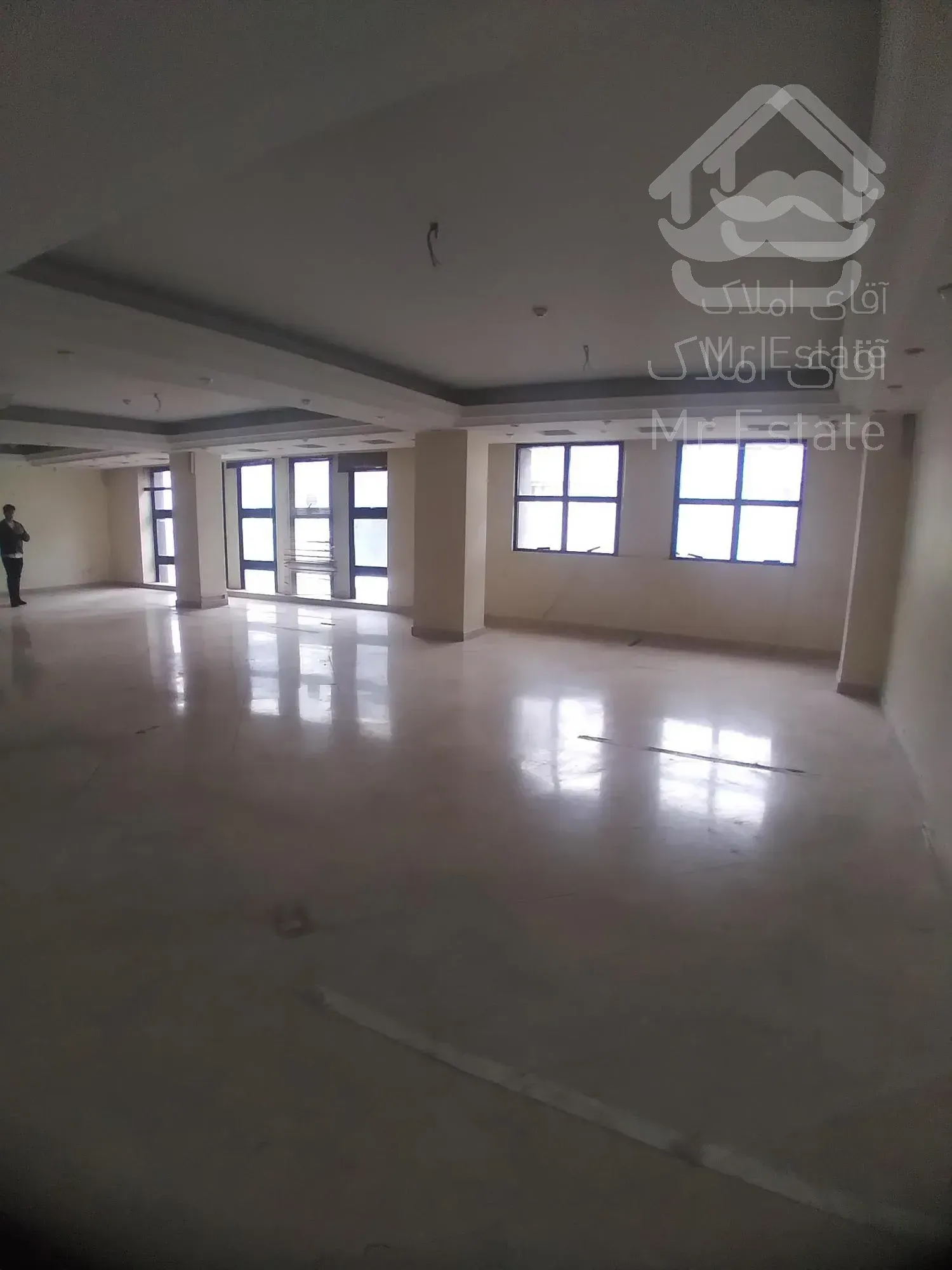 ۲۱۰ متر ( سند اداری ) گاندی