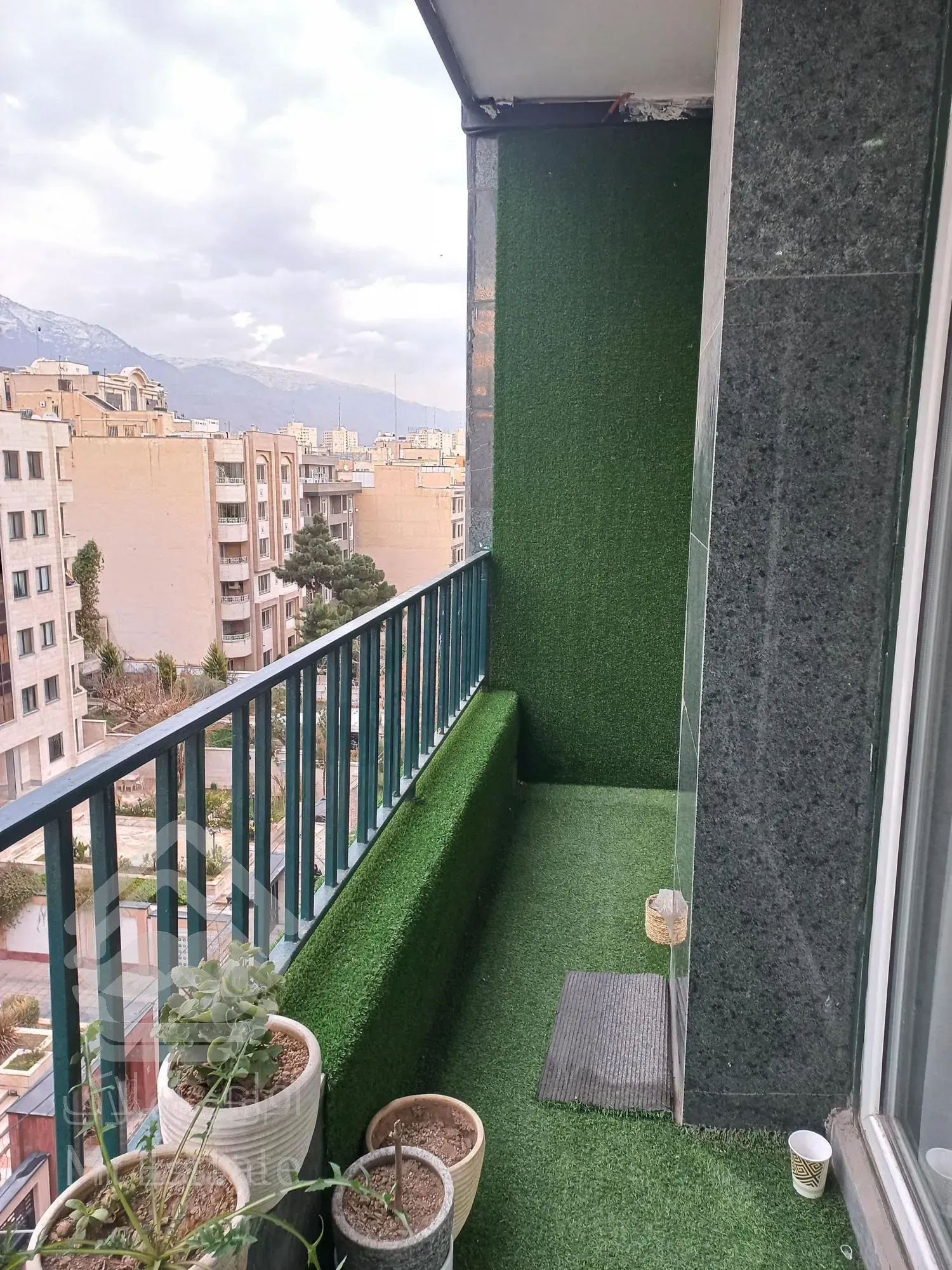 اجاره ۱۵۰ متری / لوکیشن عالی / نورگیرفوق العاده