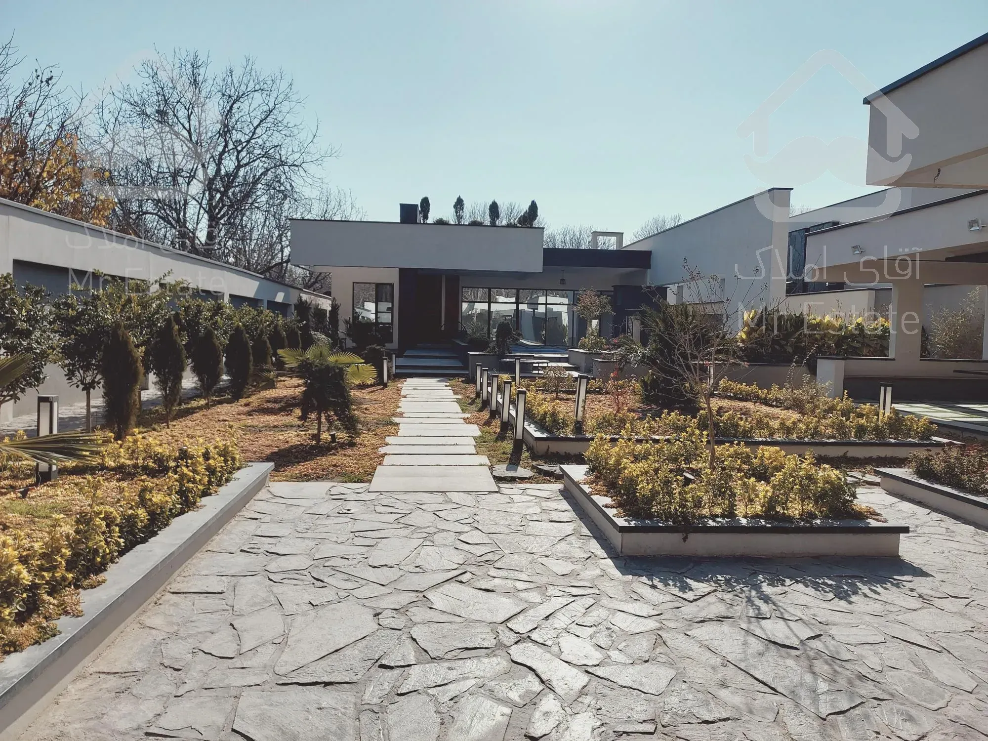 خرید باغ ویلا در شهریار،شیک و مدرن