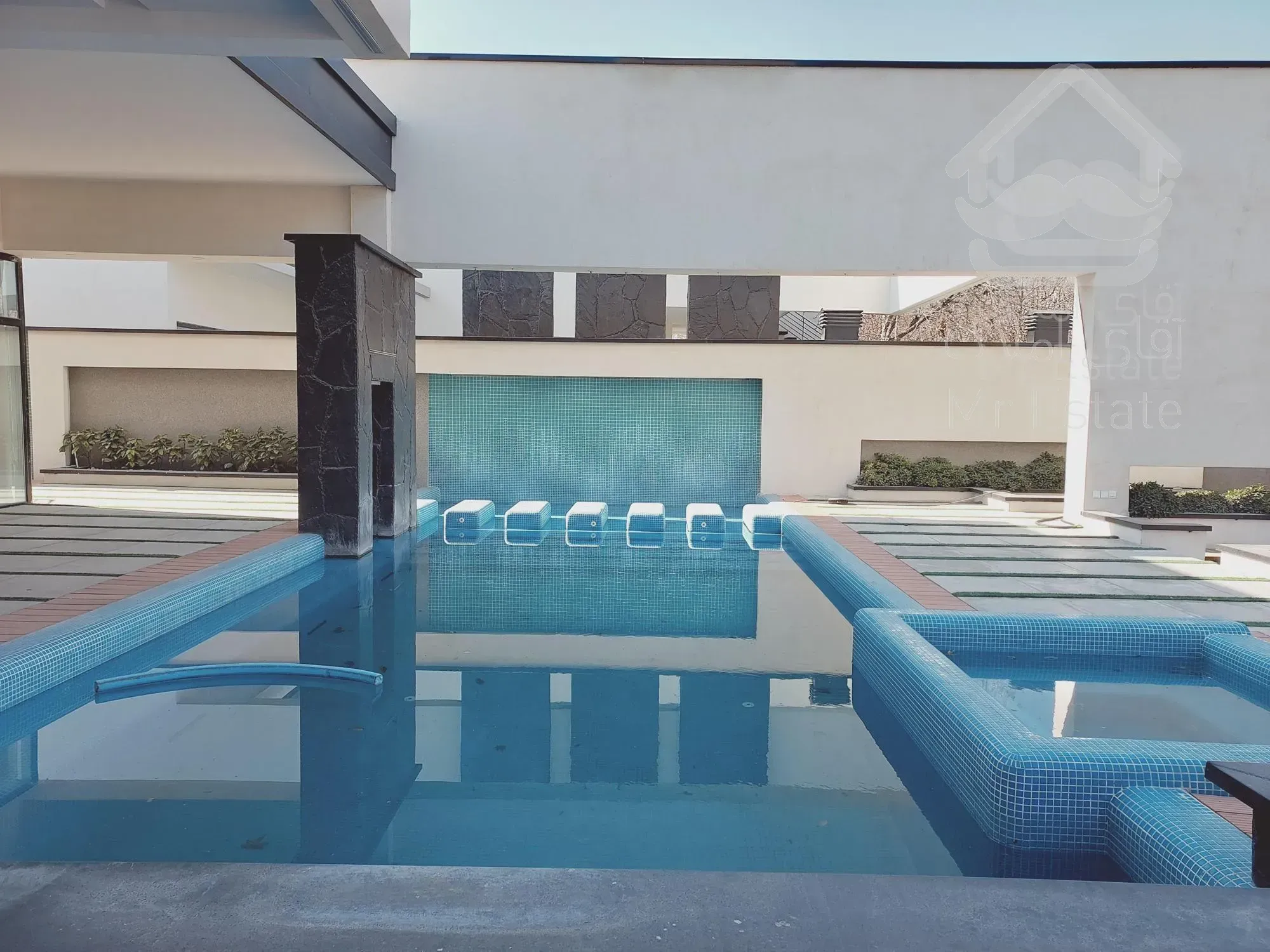 خرید باغ ویلا در شهریار،شیک و مدرن