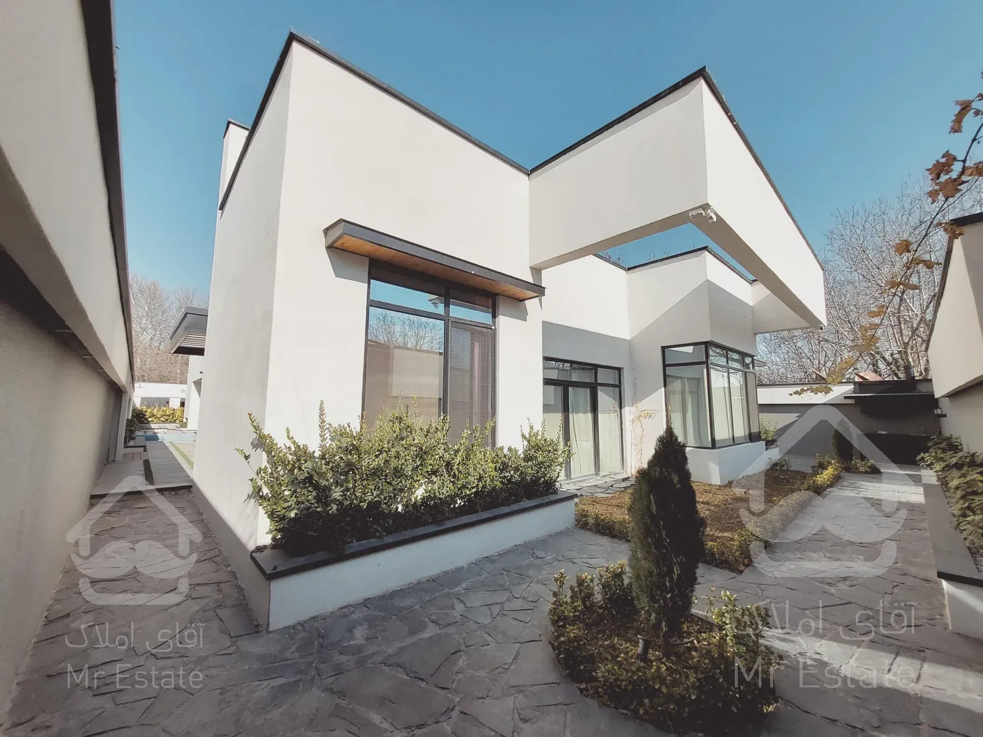 خرید باغ ویلا در شهریار،شیک و مدرن