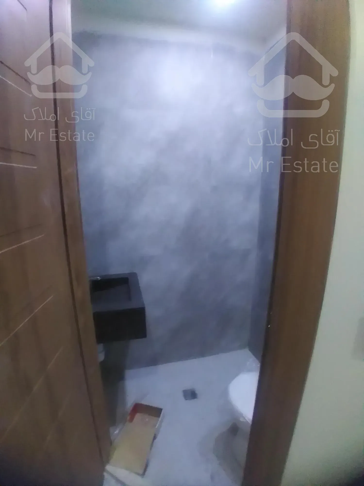 ۹۰ متر ( موقعیت اداری )