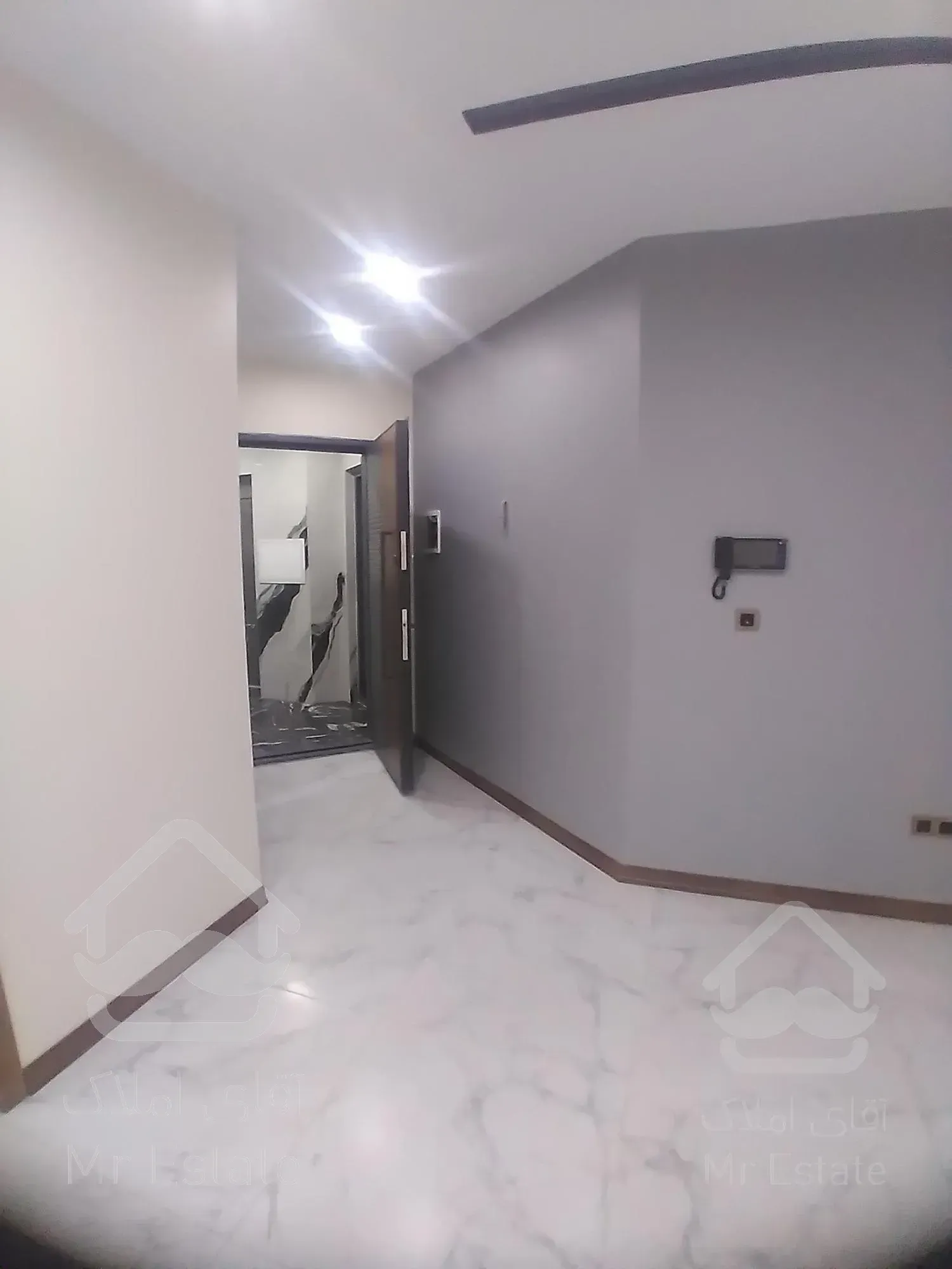 ۹۰ متر ( موقعیت اداری )