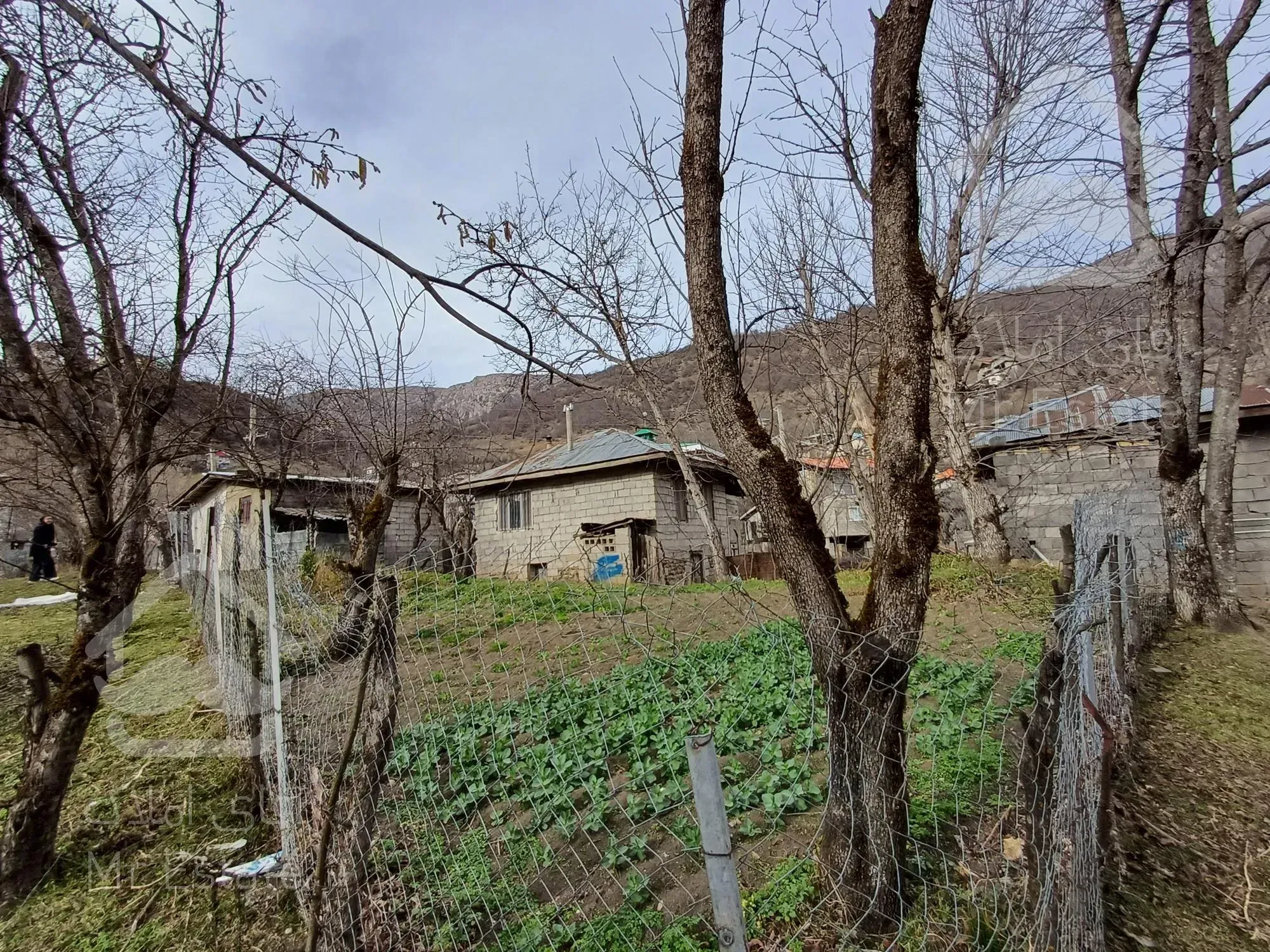 فروش زمین سند دار واقع در ییلاقات ایزکی