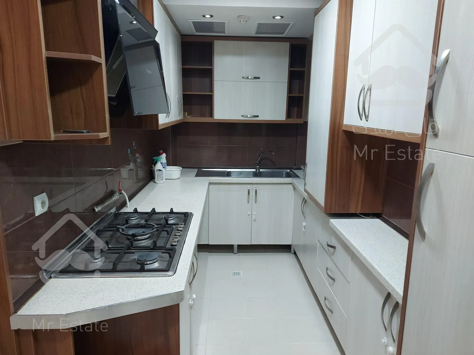 هفت تیر مشاهیر آجاره آپارتمان مسکونی ۹۲متر ۲خواب