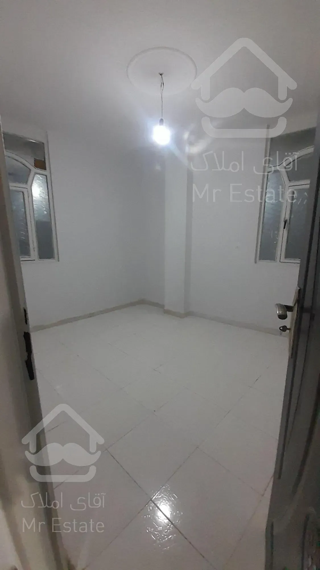 ۵۸متر با پارکینگ هفت چنار