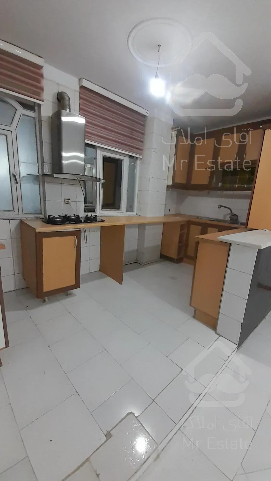 ۵۸متر با پارکینگ هفت چنار