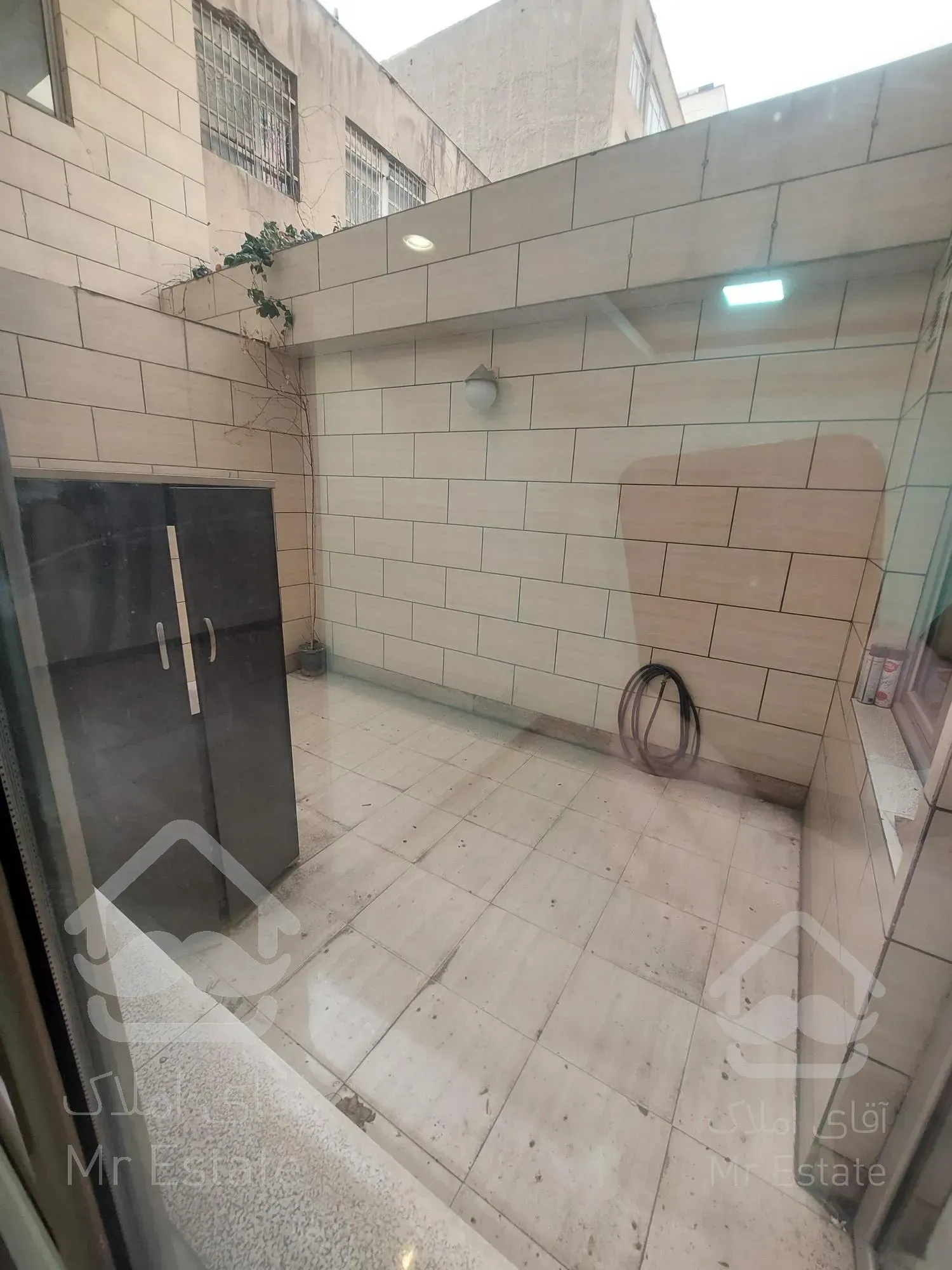 ۱۰۰ متر سند اداری همکف ملاصدرا ونک