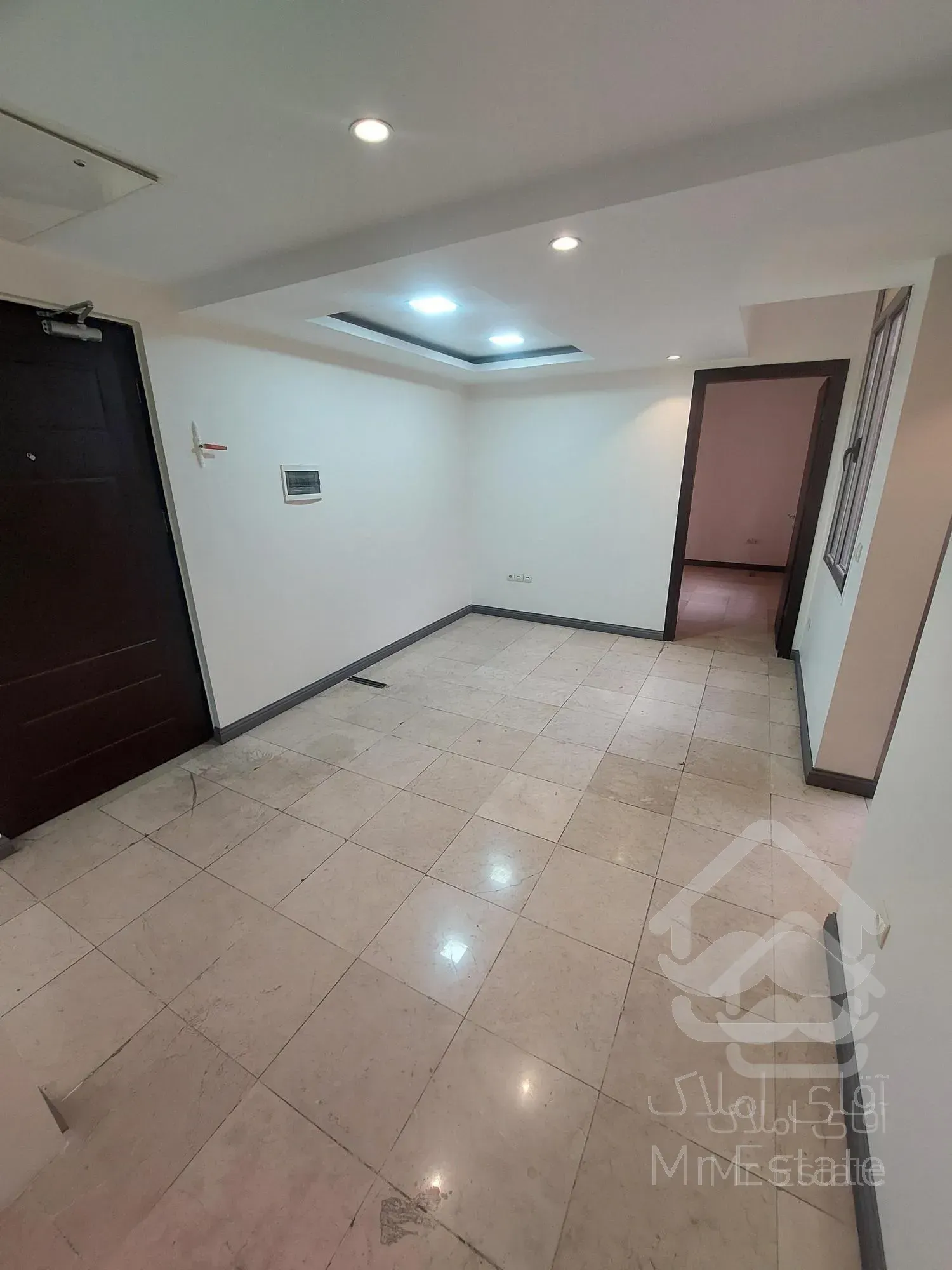 ۱۰۰ متر سند اداری همکف ملاصدرا ونک