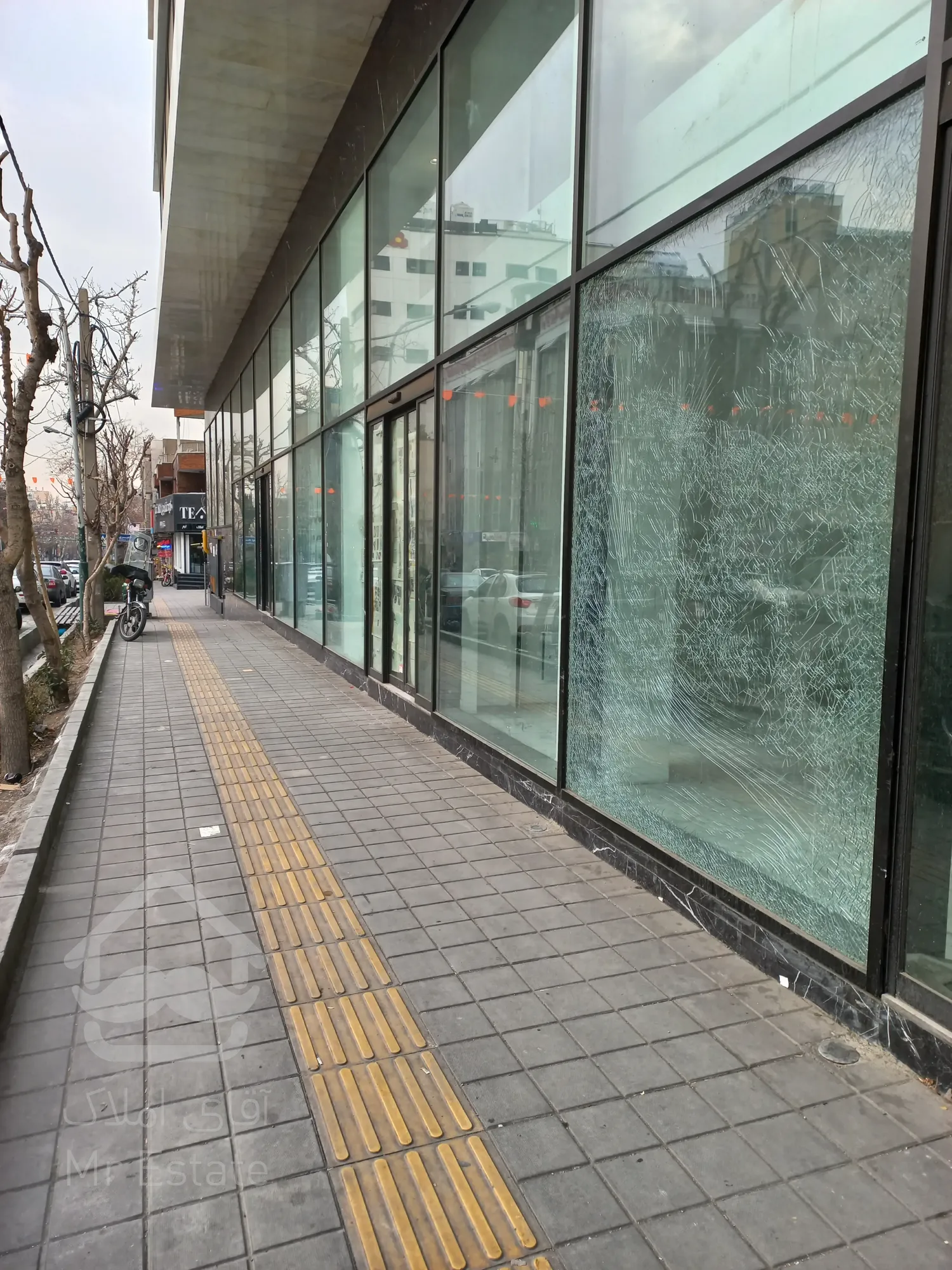 اجاره مغازه 240 متری دولت