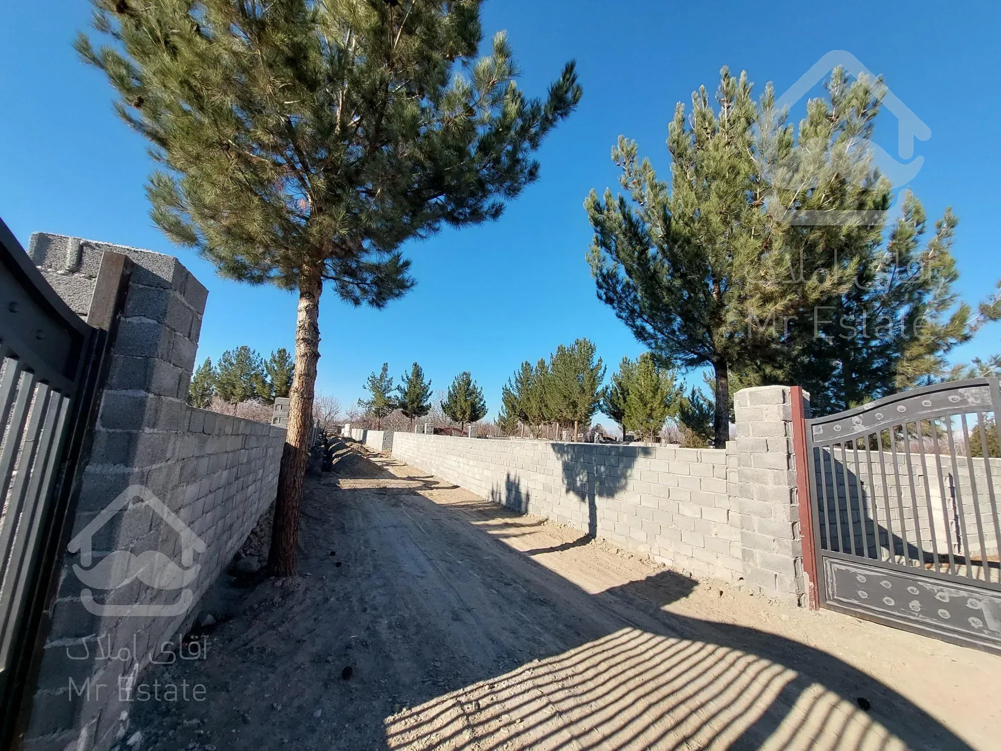 خرید باغچه ۴دیواری  شرایط ویژه با سند تک برگ