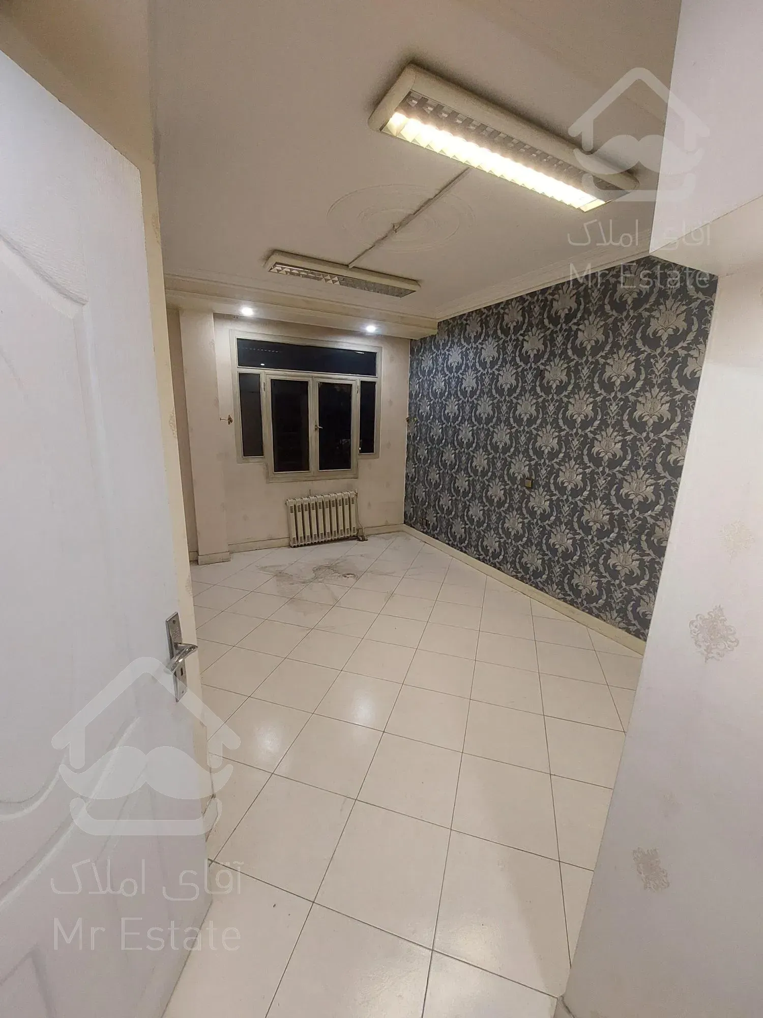 ۱۲۰ متر موقعیت اداری ونک ملاصدرا