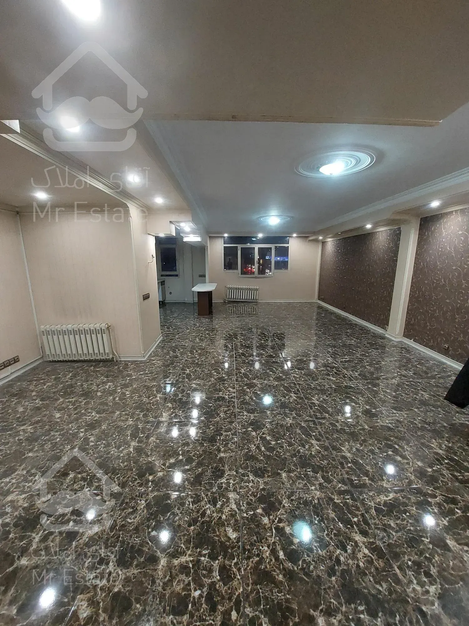 ۱۲۰ متر موقعیت اداری ونک ملاصدرا