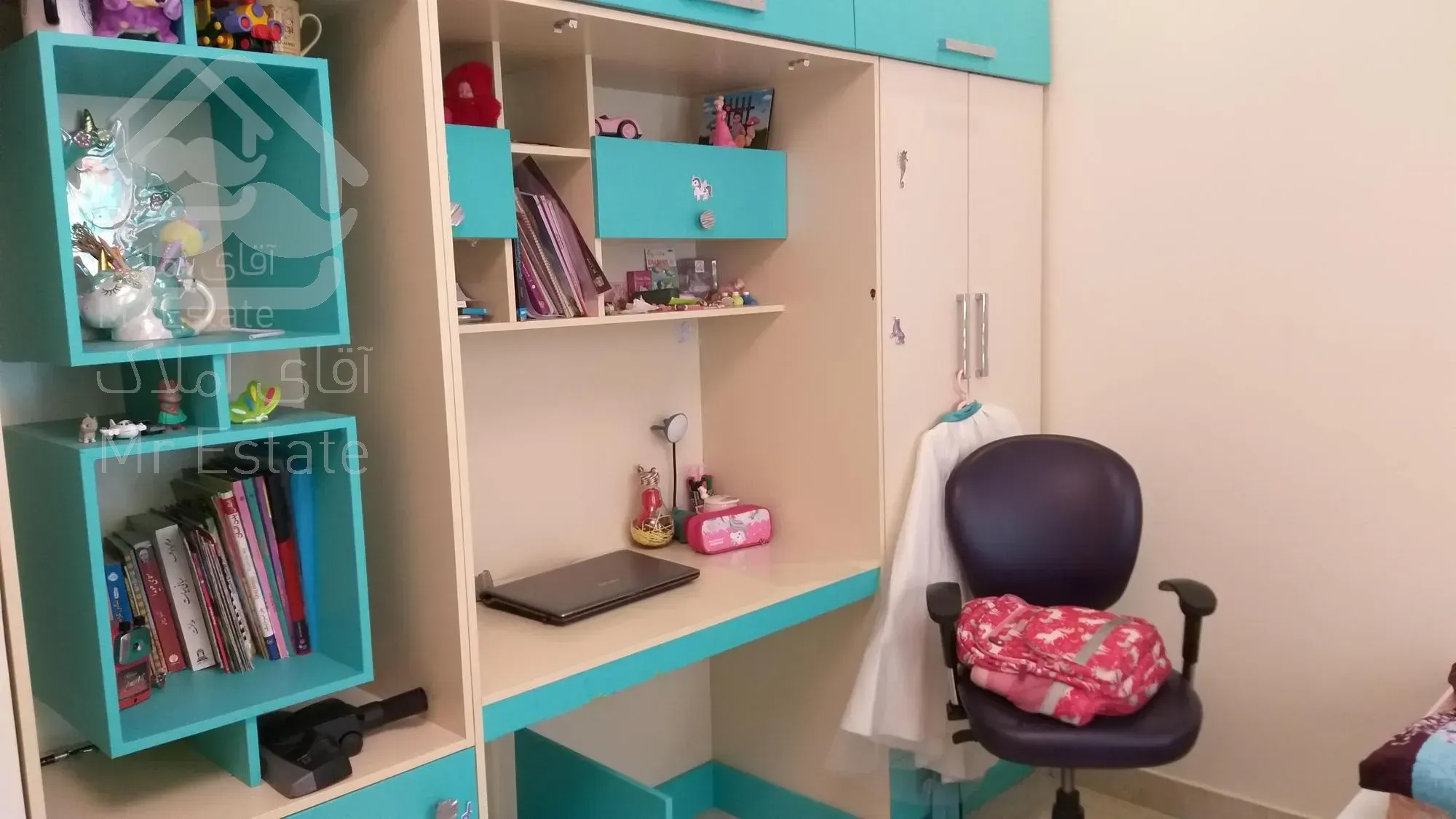 شهرک غرب ۱۶۰متر ۳خواب ۹ساله تکواحدی