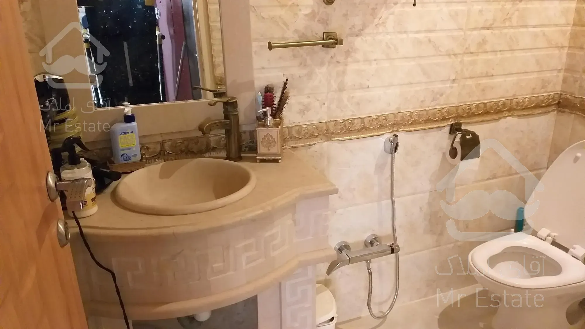 شهرک غرب ۱۶۰متر ۳خواب ۹ساله تکواحدی