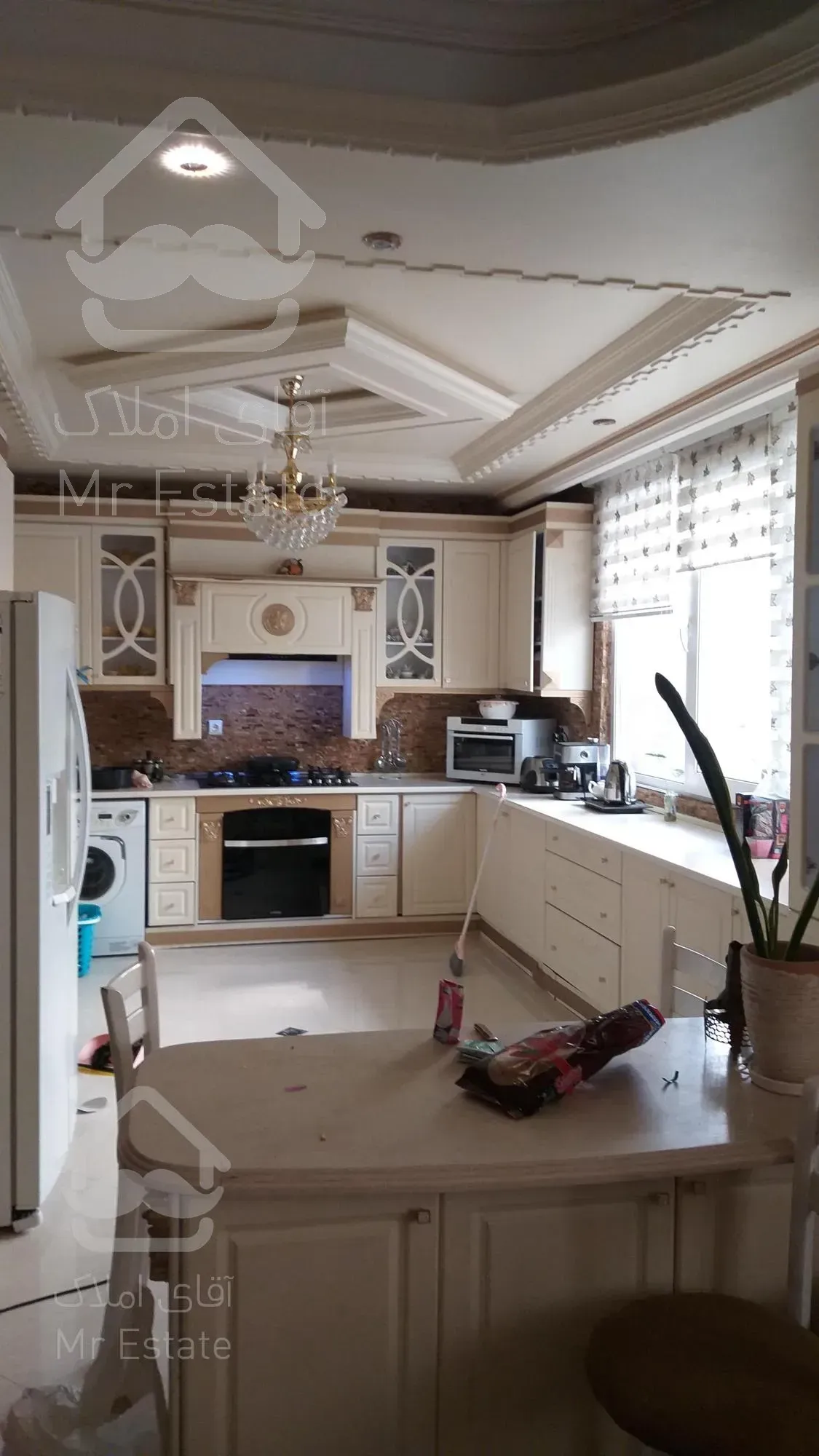 شهرک غرب ۱۶۰متر ۳خواب ۹ساله تکواحدی