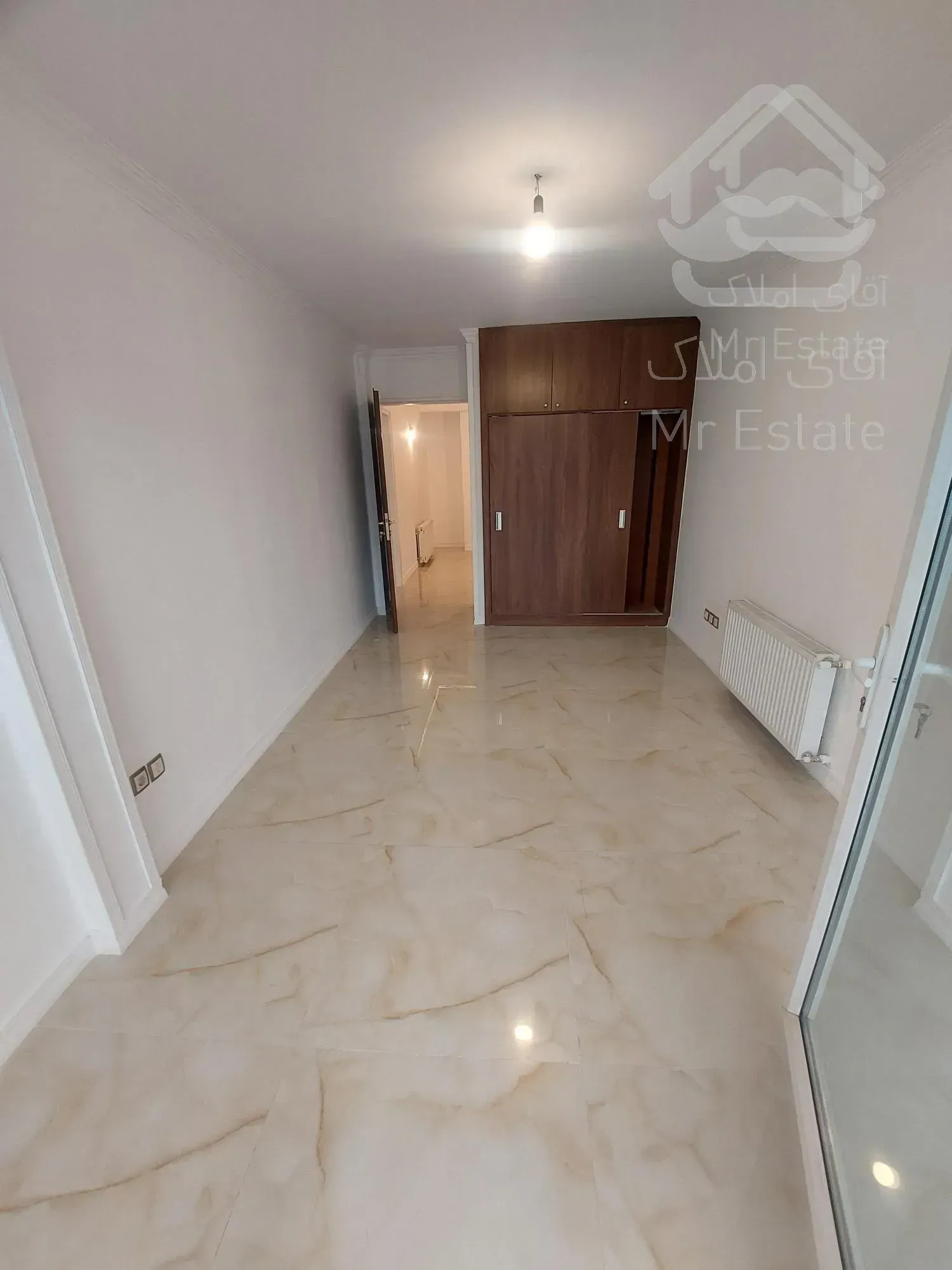 ۱۱۰ موقعیت اداری شیک چند قدمی ونک