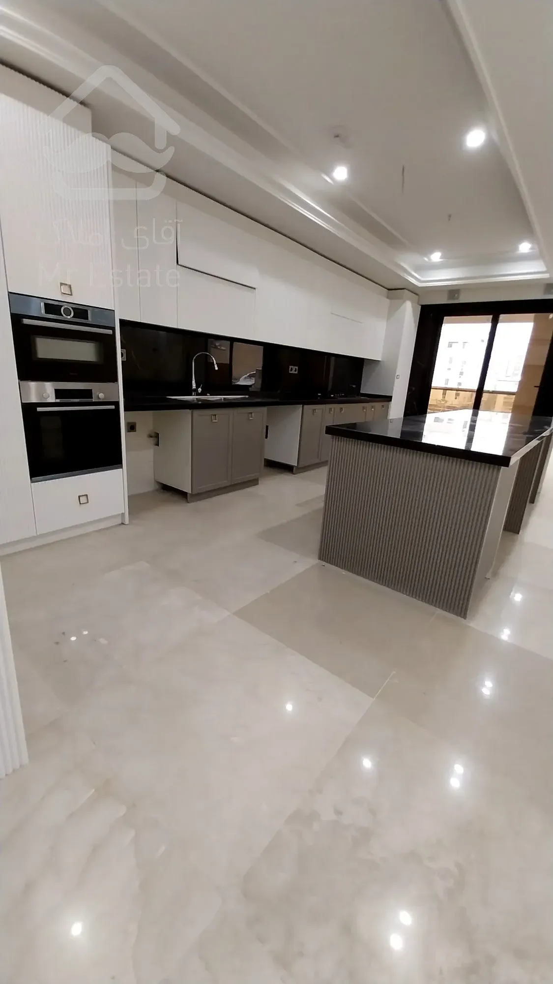 پیش فروش واحد مسکونی 200 متری رونیکاپالاس دردشت