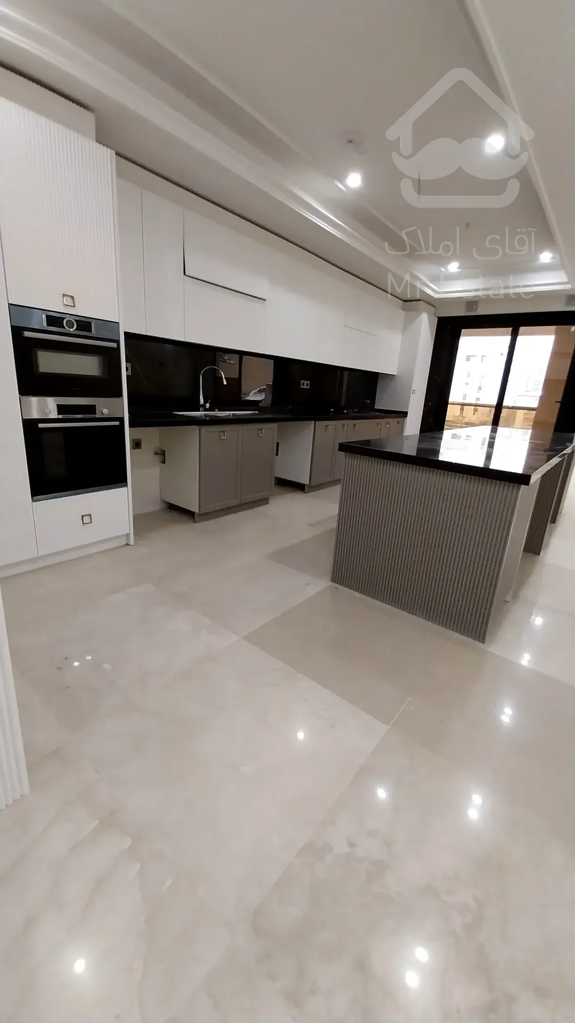 پیش فروش واحد 124 متری رونیکاپالاس دردشت