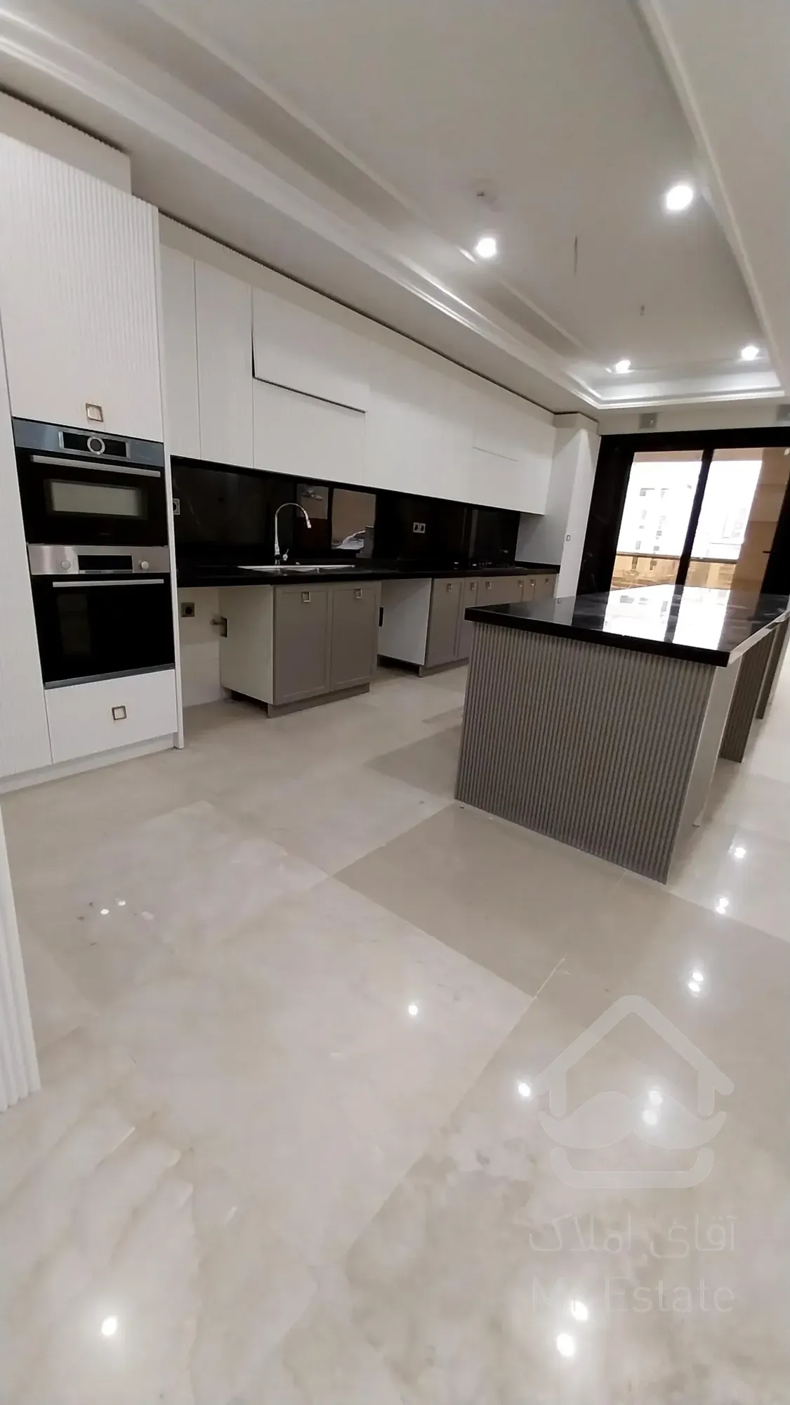 پیش فروش واحد مسکونی 125 متری رونیکاپالاس دردشت