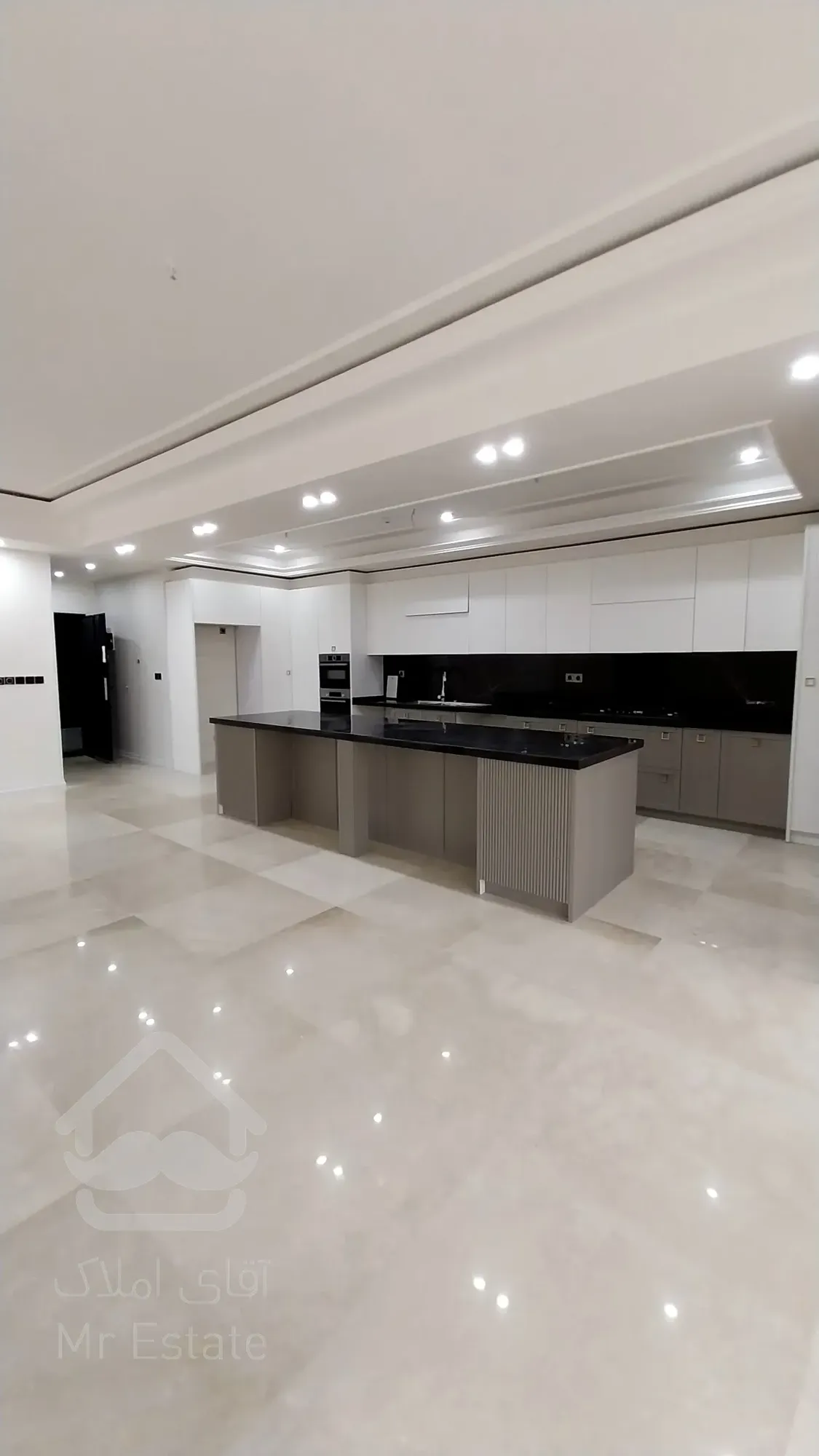 پیش فروش  اقساطی 76 متر 1 خواب  پونک شمالی / سردار جنگل شمال