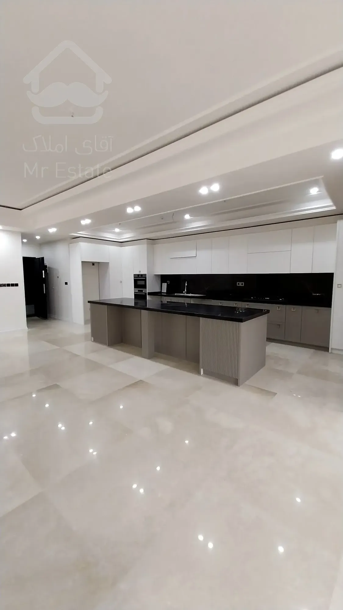 پیش فروش واحد 124 متری رونیکاپالاس دردشت