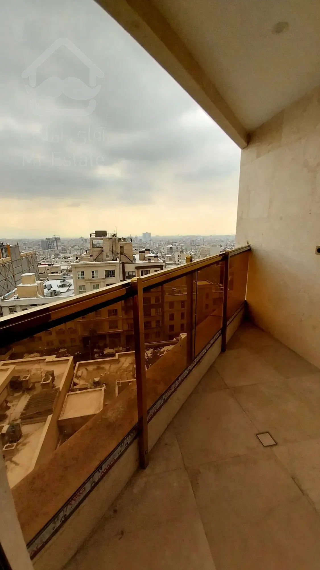 پیش‌فروش واحد230 متری در پروژه لاله | انتهای ارتش با مشاعات آبی