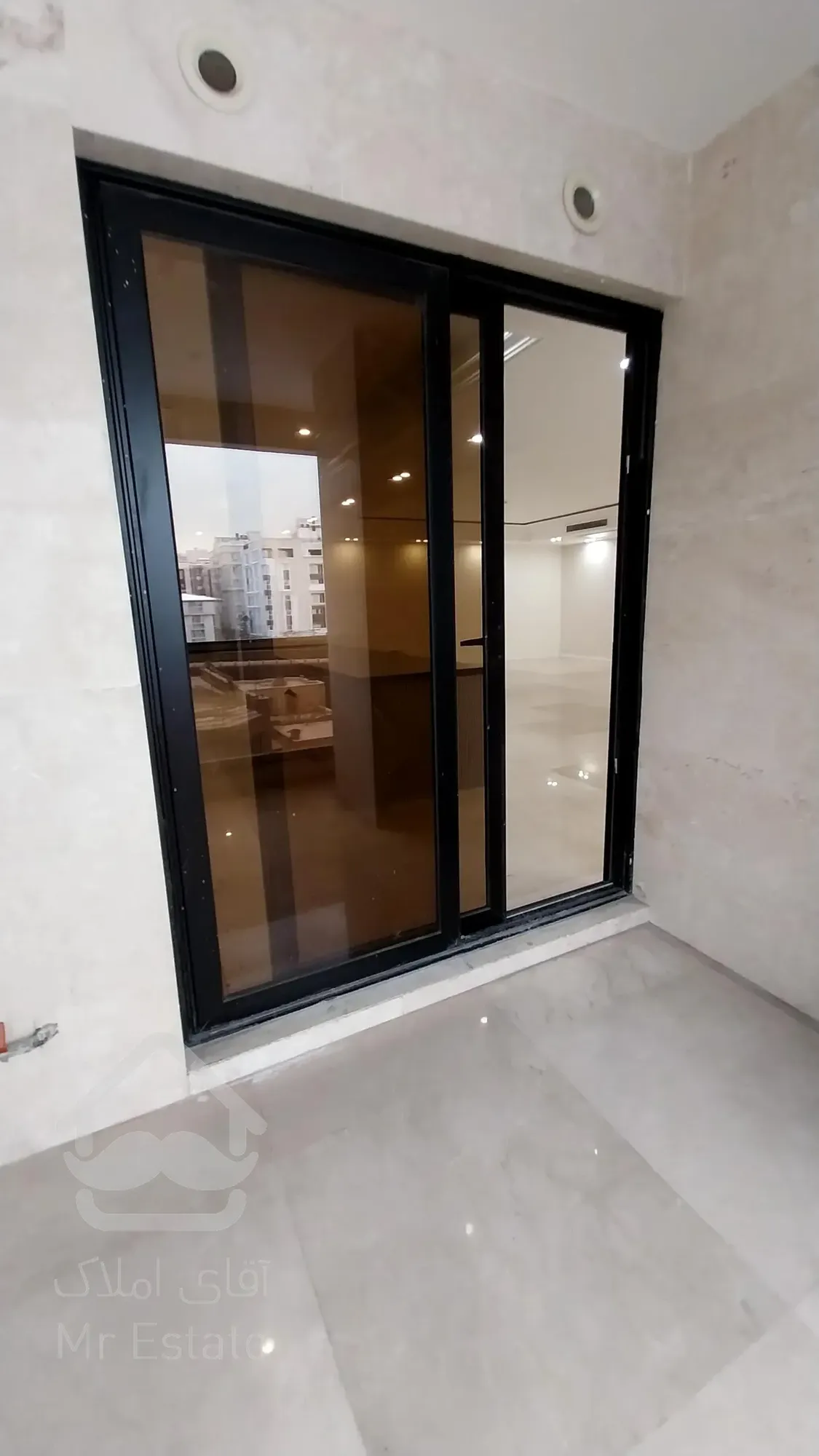 پیش فروش اقساطی 40 ماهه در برج های رونیکاپالاس دردشت