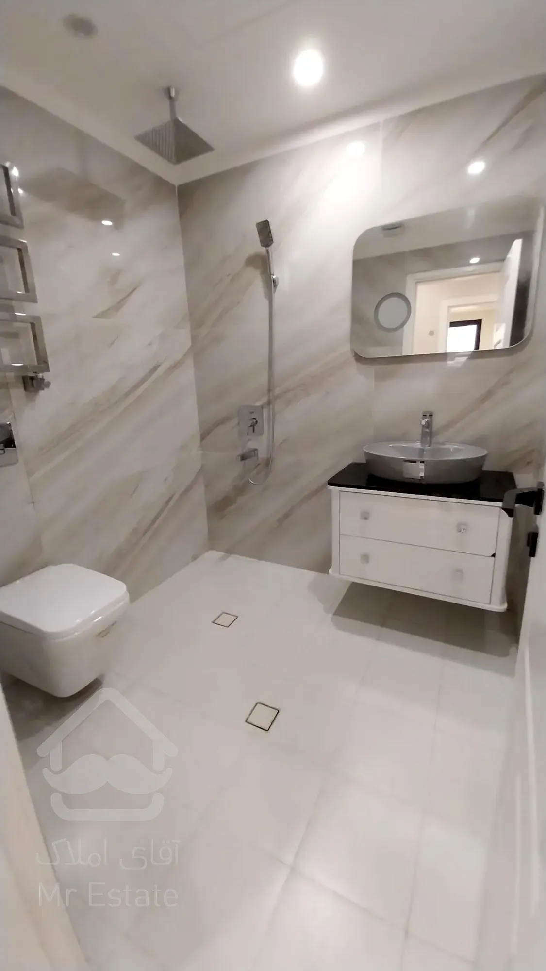 پیش فروش آپارتمان 128 متری لوکس در برج های رونیکاپالاس دردشت