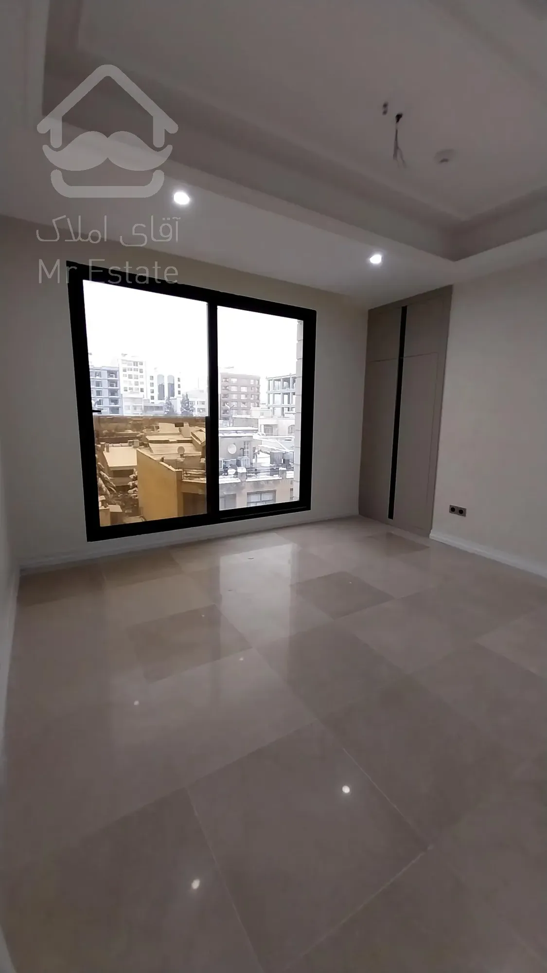 پیش فروش اقساطی آپارتمان 125 متری دوخوابه در برج رونیکاپالاس دردشت