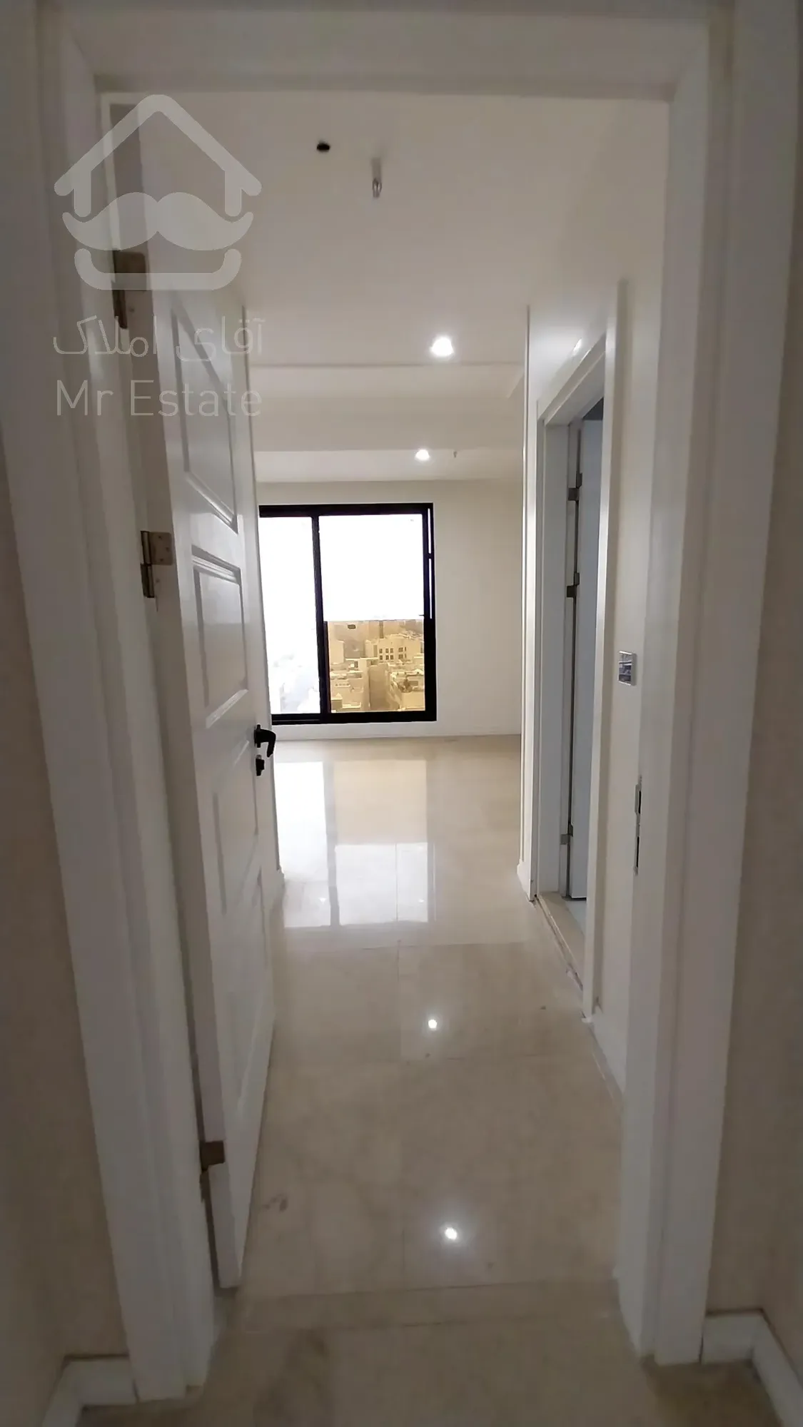 پیش‌فروش واحد230 متری در پروژه لاله | انتهای ارتش با مشاعات آبی