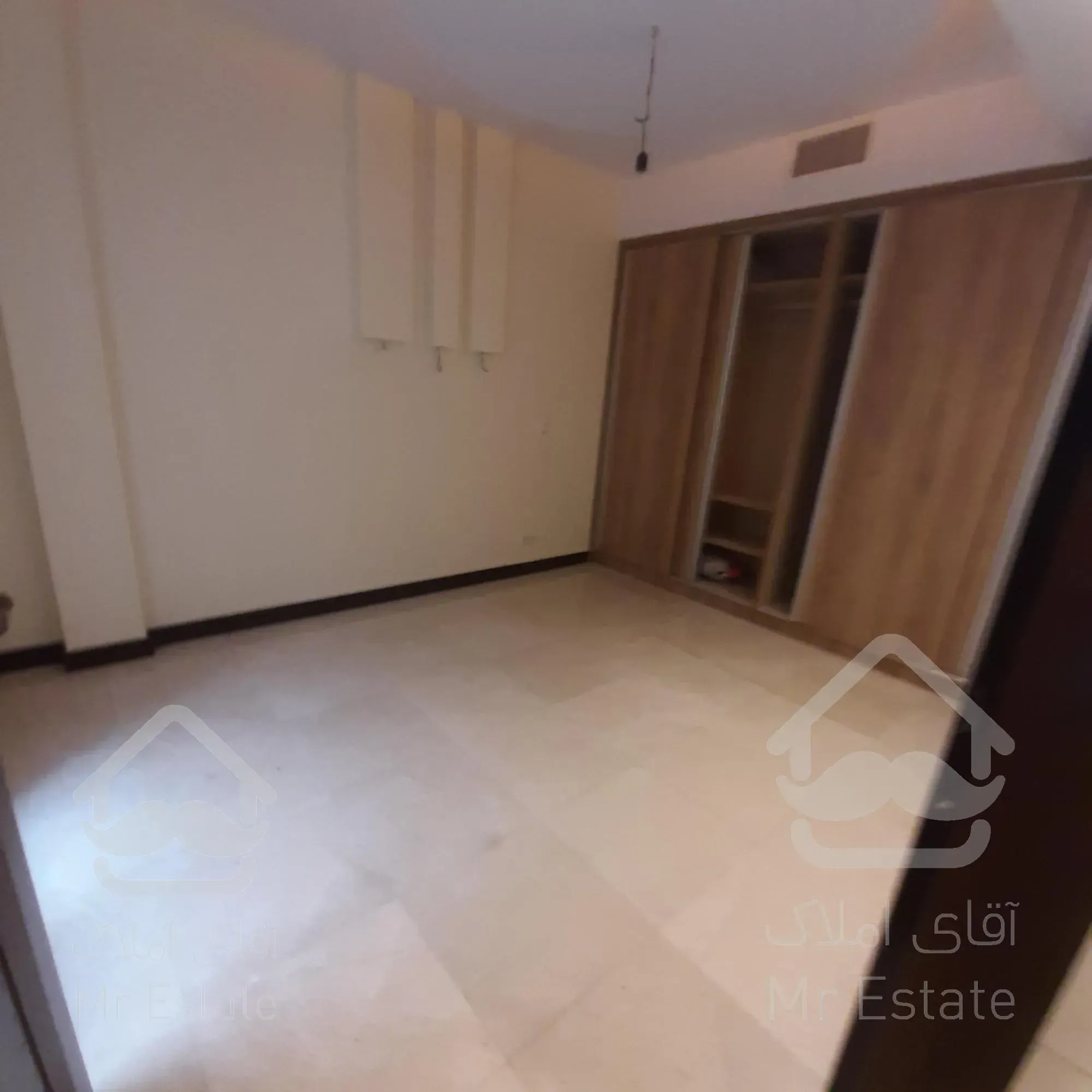 فلامک ۱۱۰متر ۲خواب