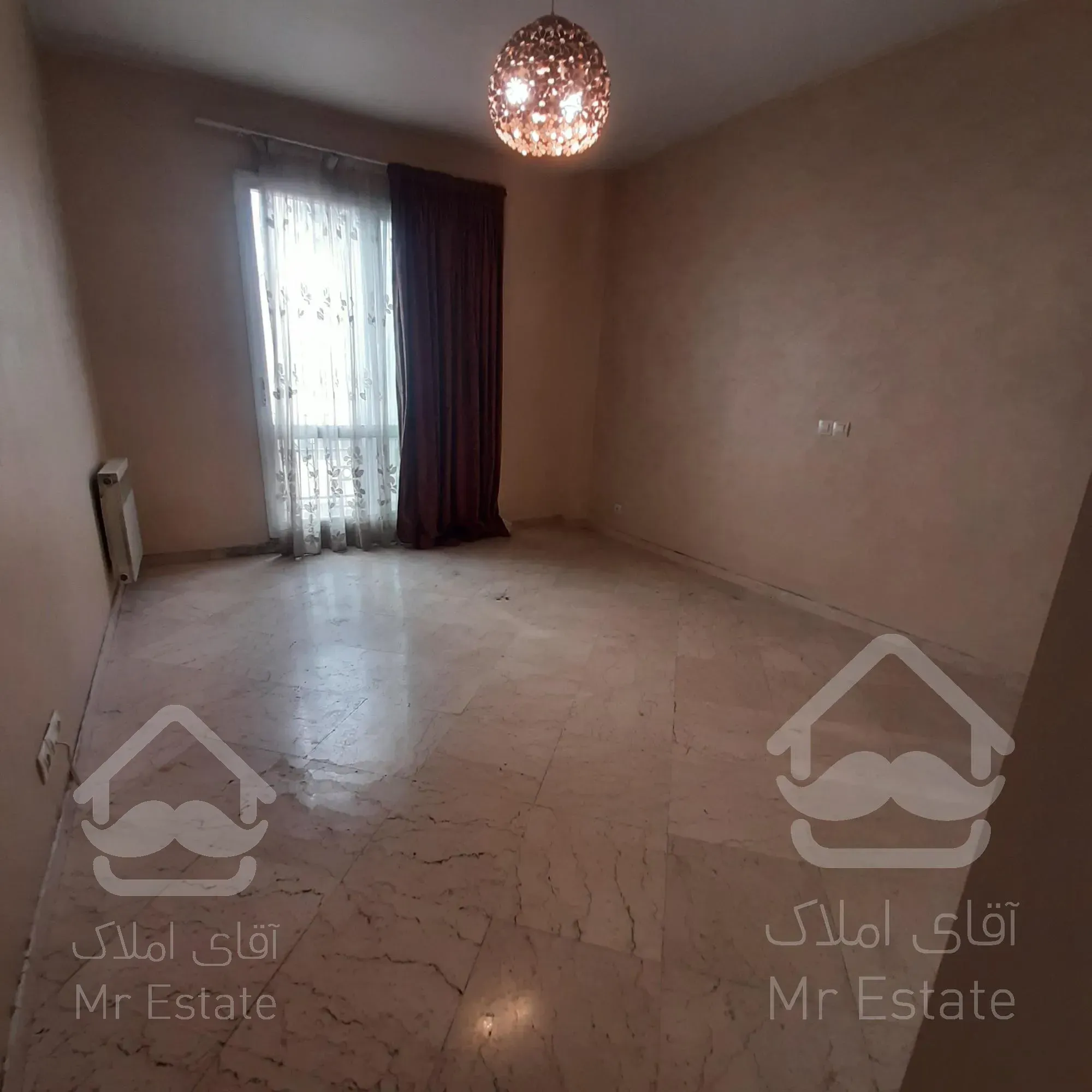 سعادت آباد ۱۸۰متر ۳خواب غرق درنور