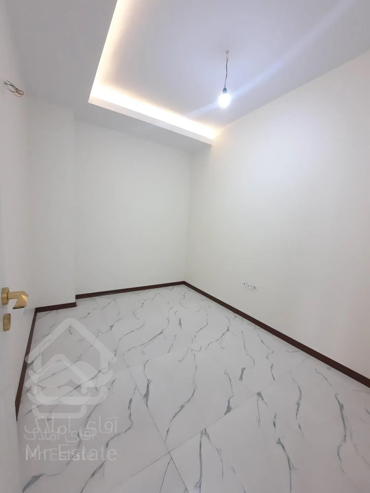 ۱۲۵متر تک واحدی نوساز ۳خواب اندیشه شهرک صدف