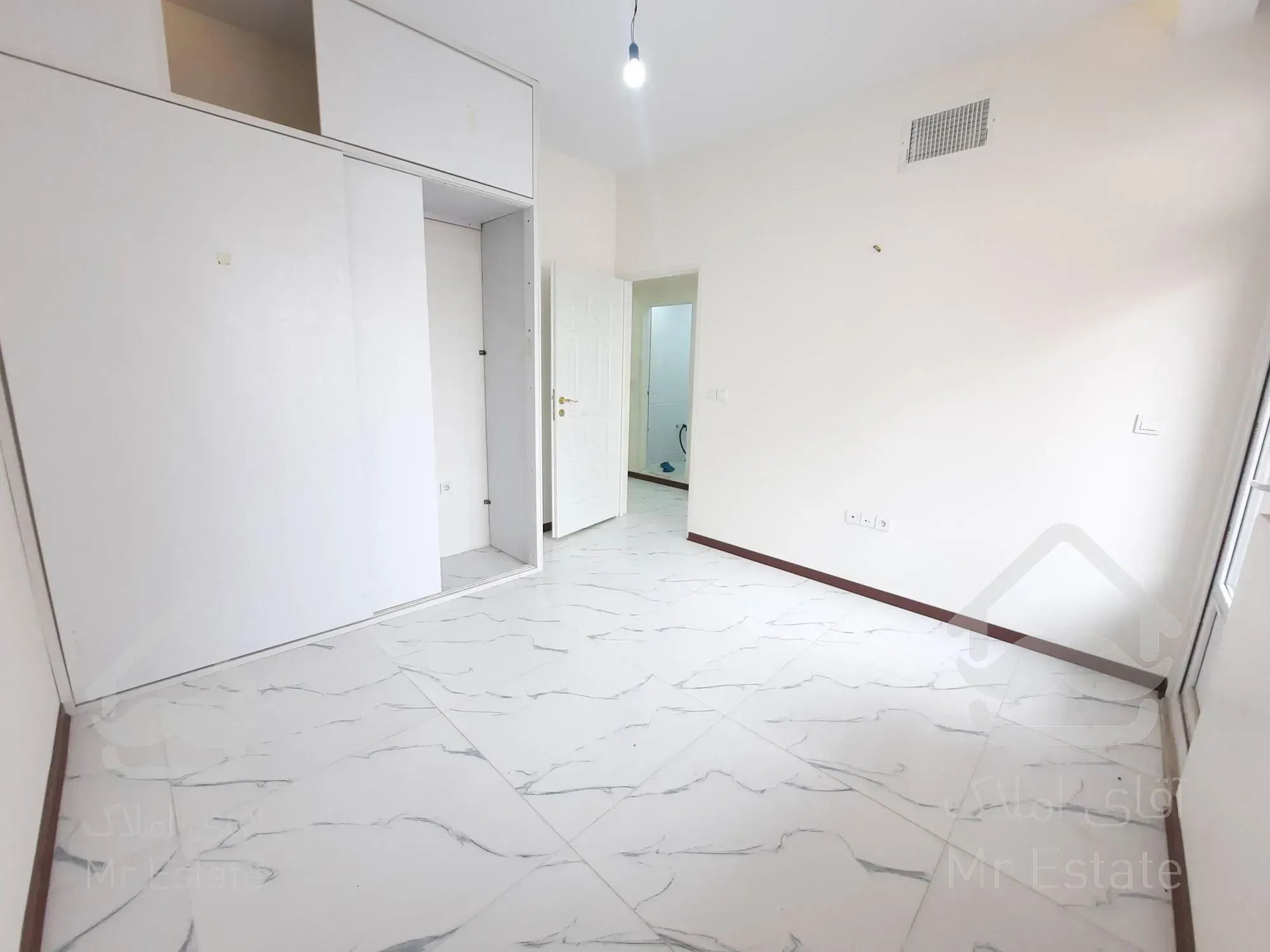 ۱۲۵متر تک واحدی نوساز ۳خواب اندیشه شهرک صدف