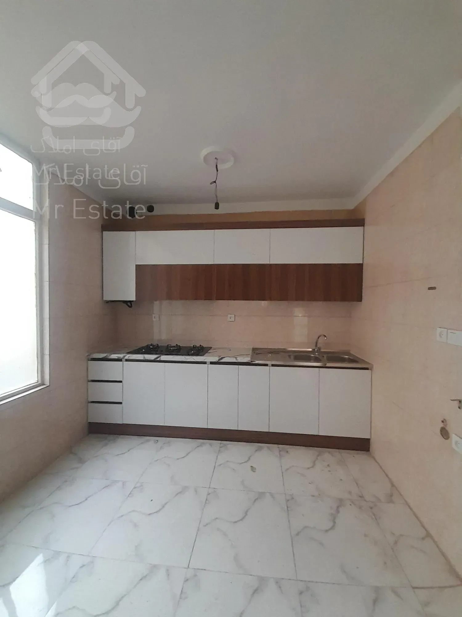 ۴۳متر فول بازسازی بالای سپه