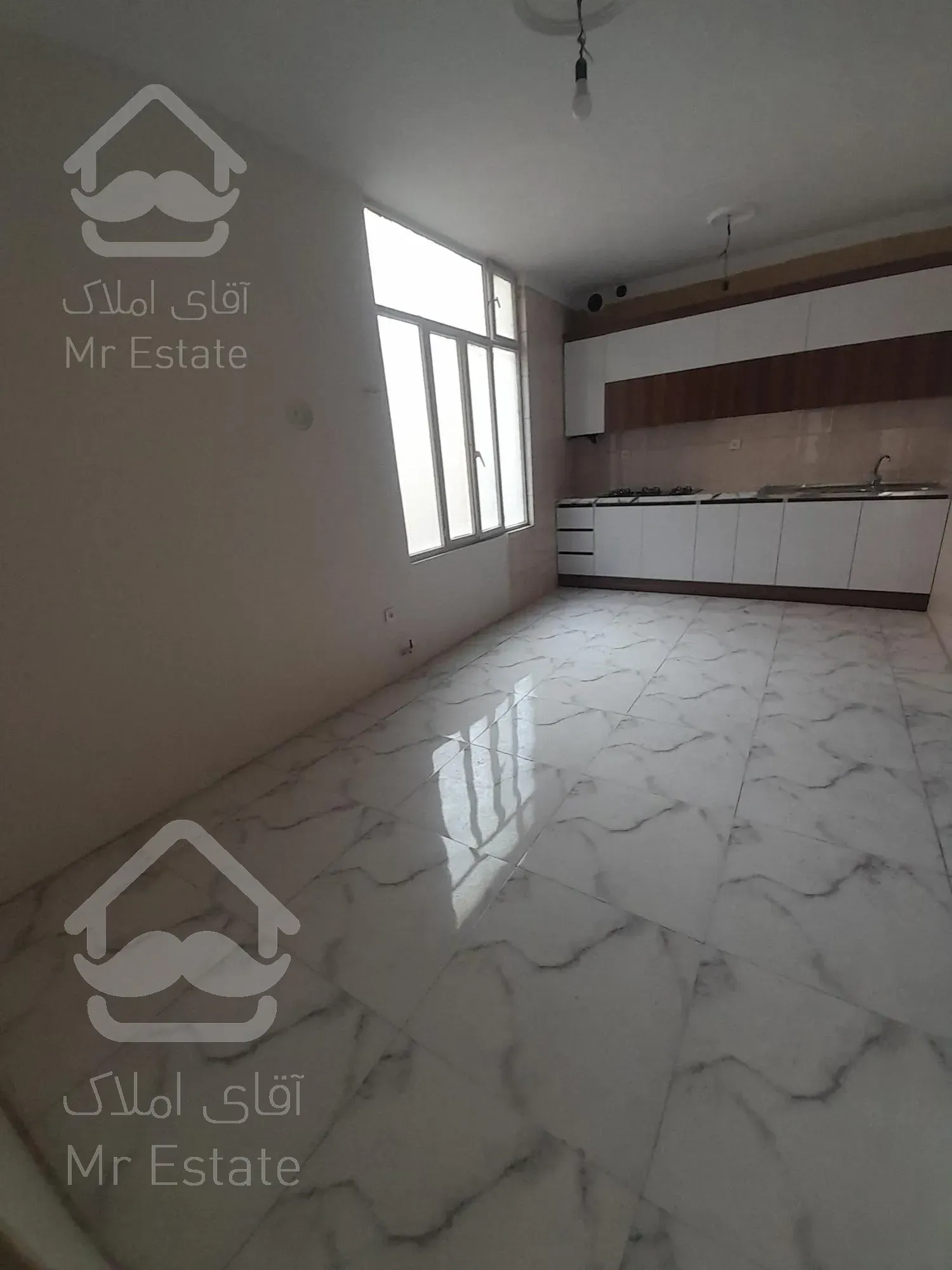 ۴۳متر فول بازسازی بالای سپه