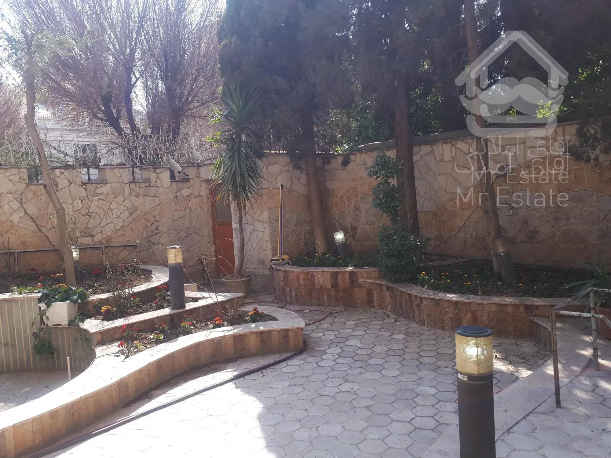 آپارتمان ۱۴۰متر ویو رویایی.بانک رهنی پرستار