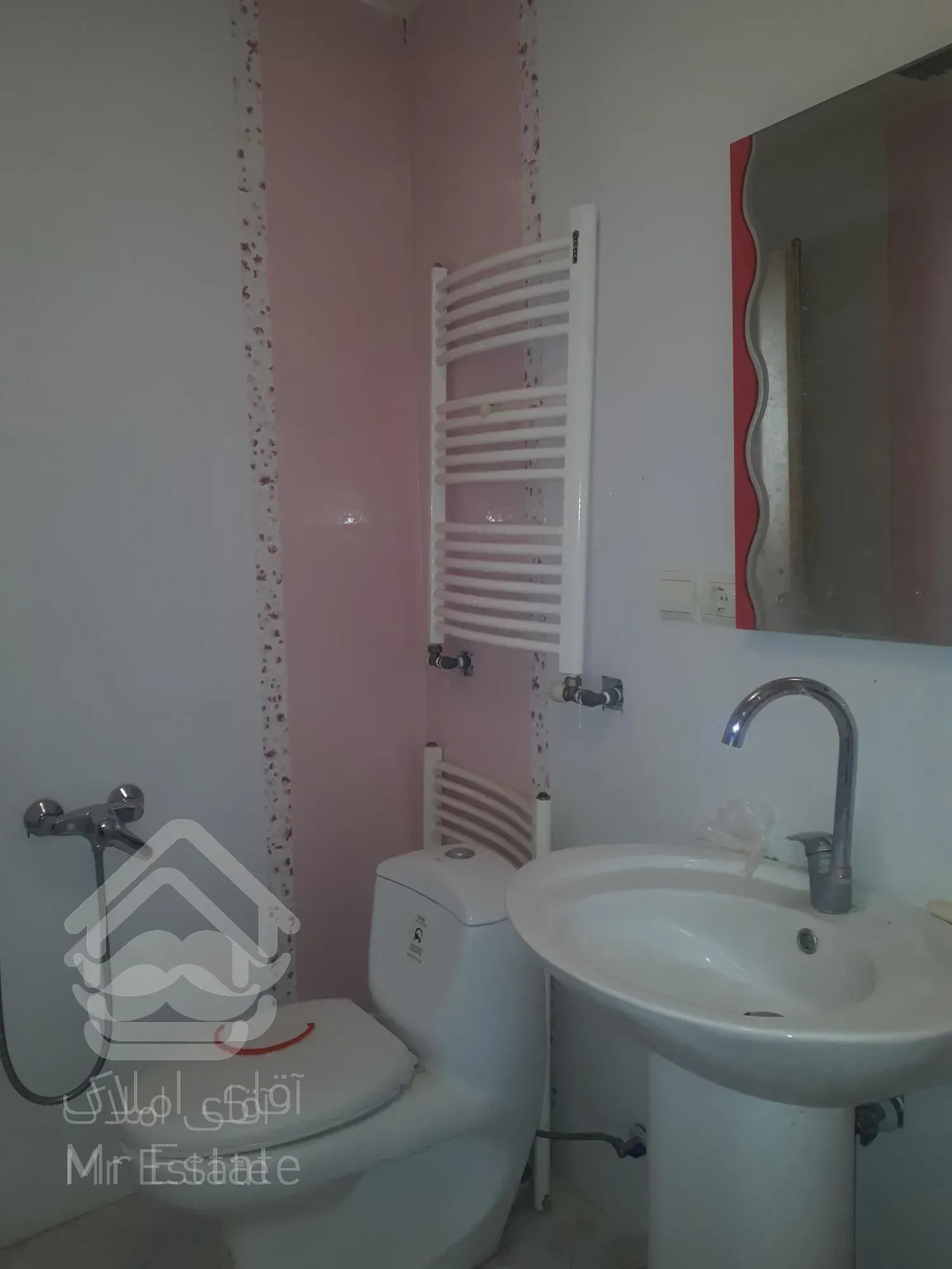 آپارتمان ۱۴۰متر ویو رویایی.بانک رهنی پرستار